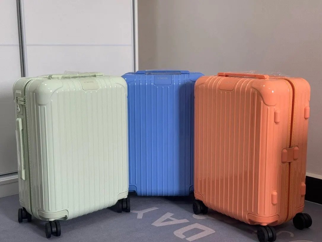黑色 白色 新版升级 RIMOW 日默w Trun 行李箱 旅行拉杆款 輕便出行款