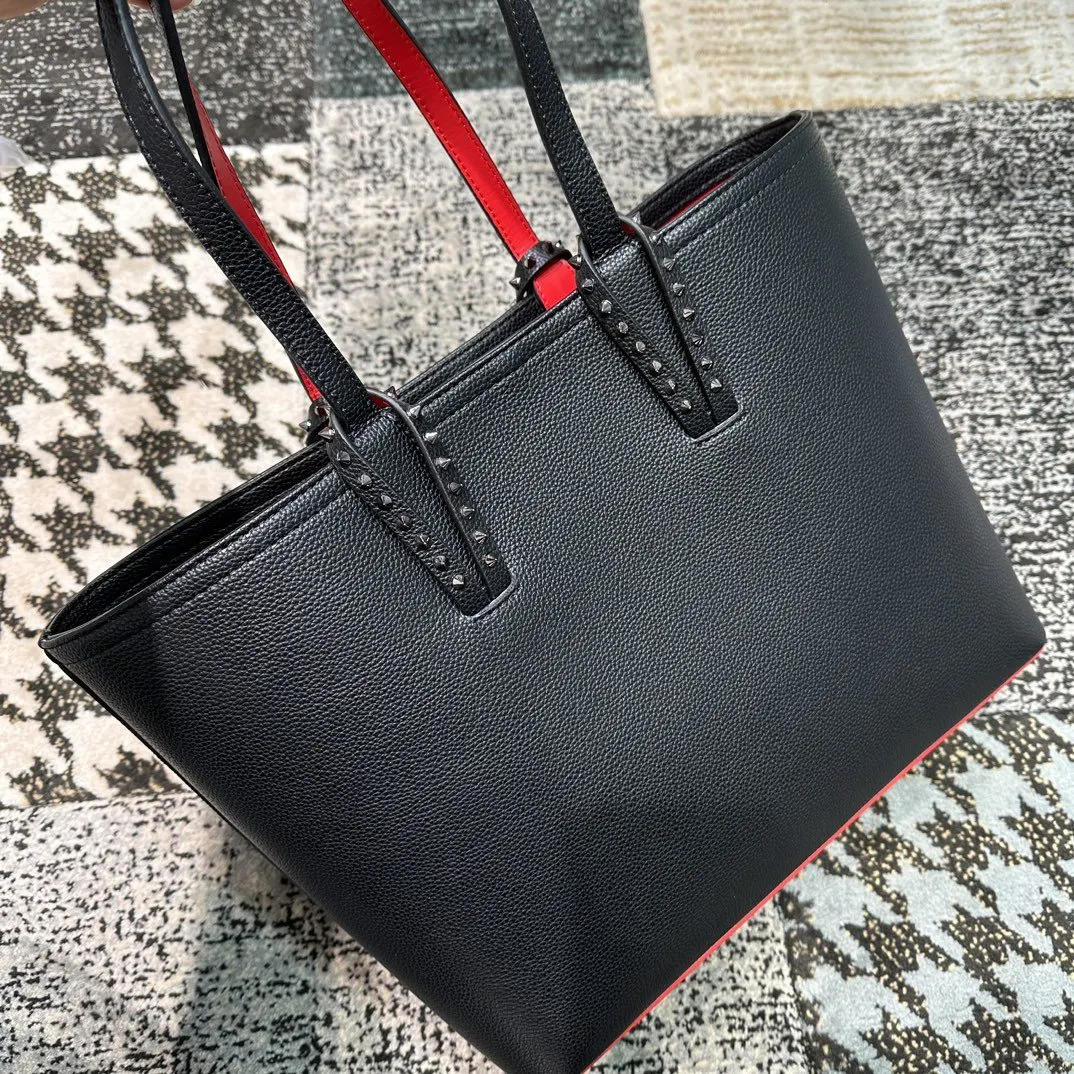 黑色 紅色 牛皮 Christian Louboutin黑色铆钉托特 托特包 大容量托特款