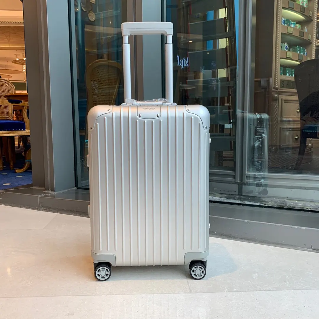 黑色 蓝色 全铝镁合金 铝默瓦 全铝镁合金 我们做的不仅是箱 行李箱 旅行拉杆款 轻便出行款