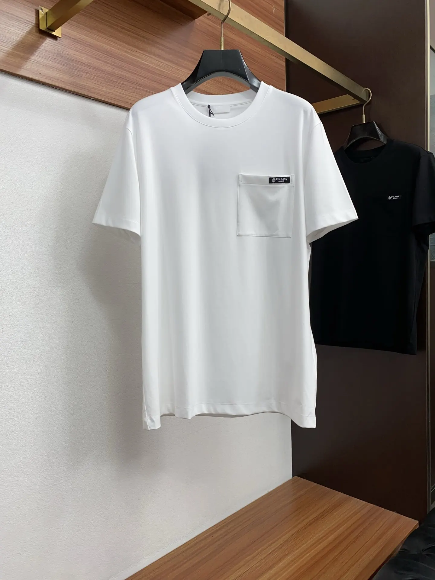 Prada T-Shirt Casual Versatile