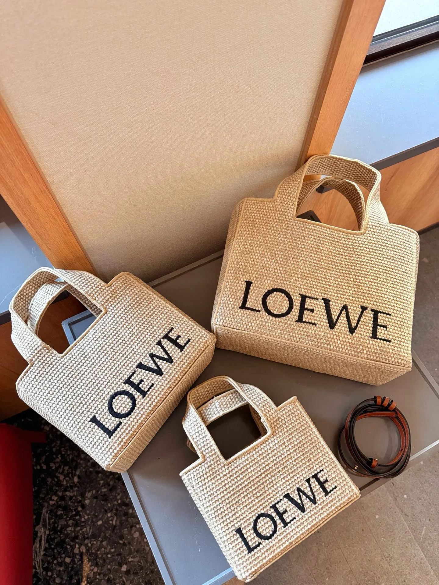Loewe 长肩带 罗意威 Anagram Baske 手提包 通勤手提款