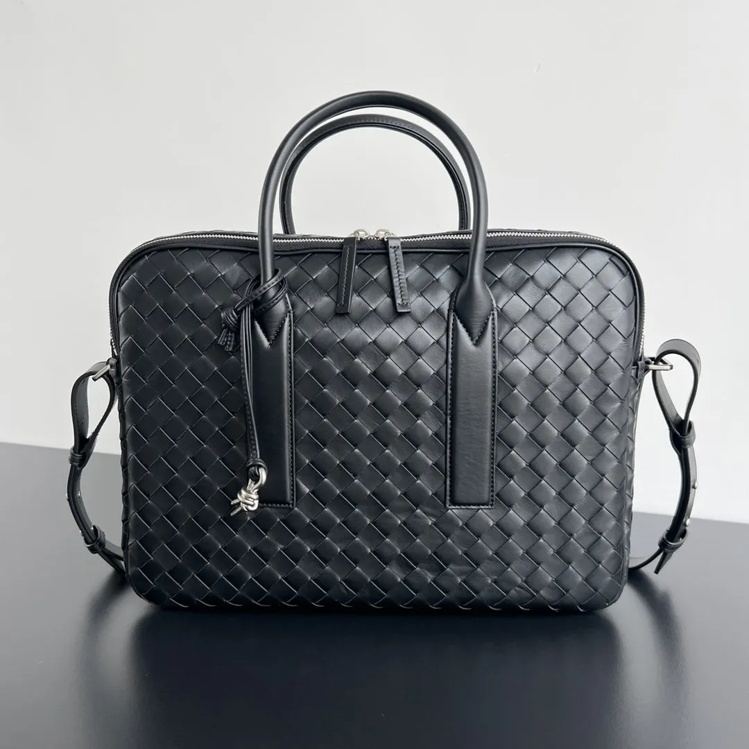 Bottega Veneta 牛皮 收纳包 旅行收纳款