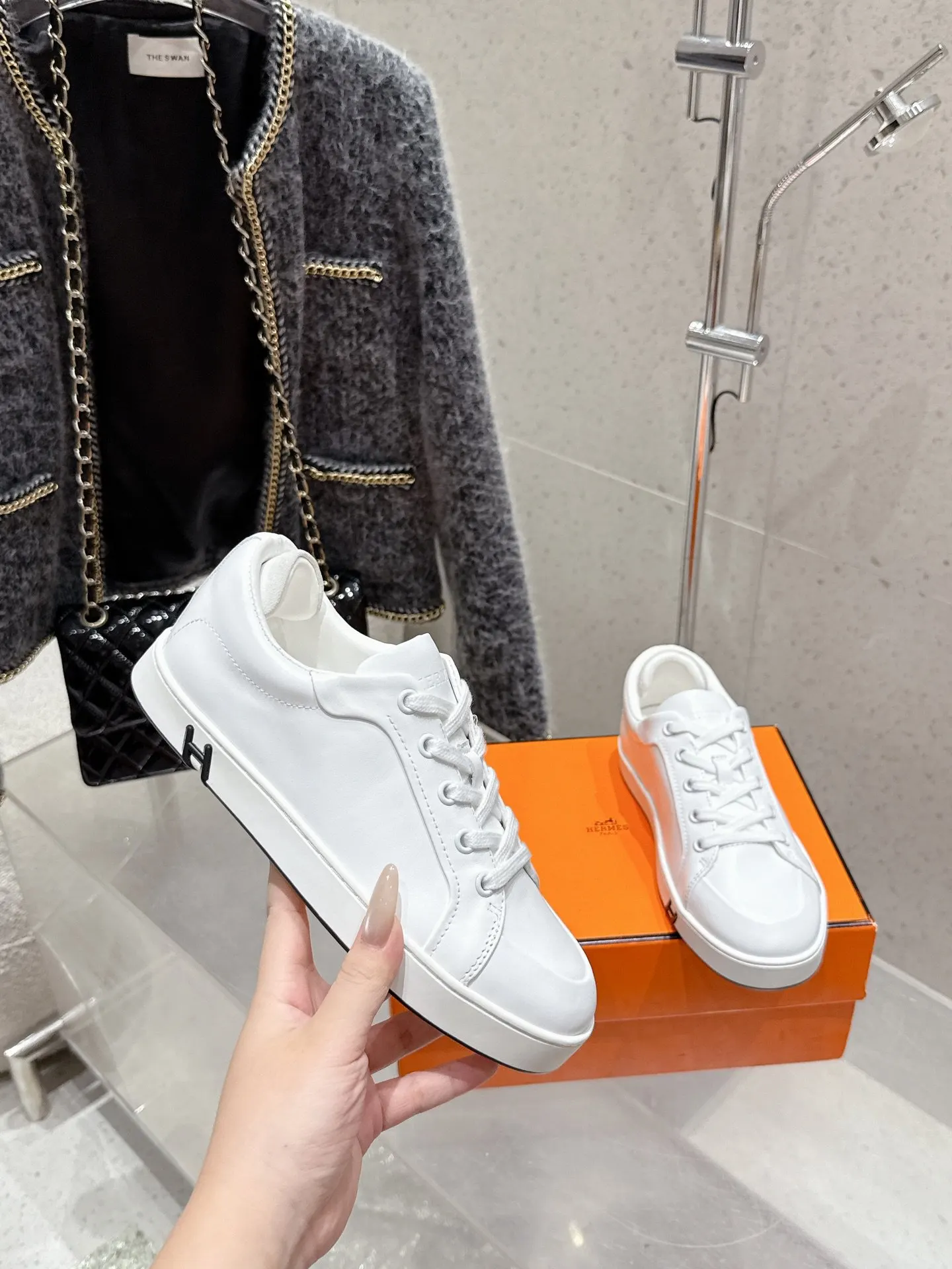 Hermes 绝对是最值得买的 羊皮 鞋履 舒適百搭款