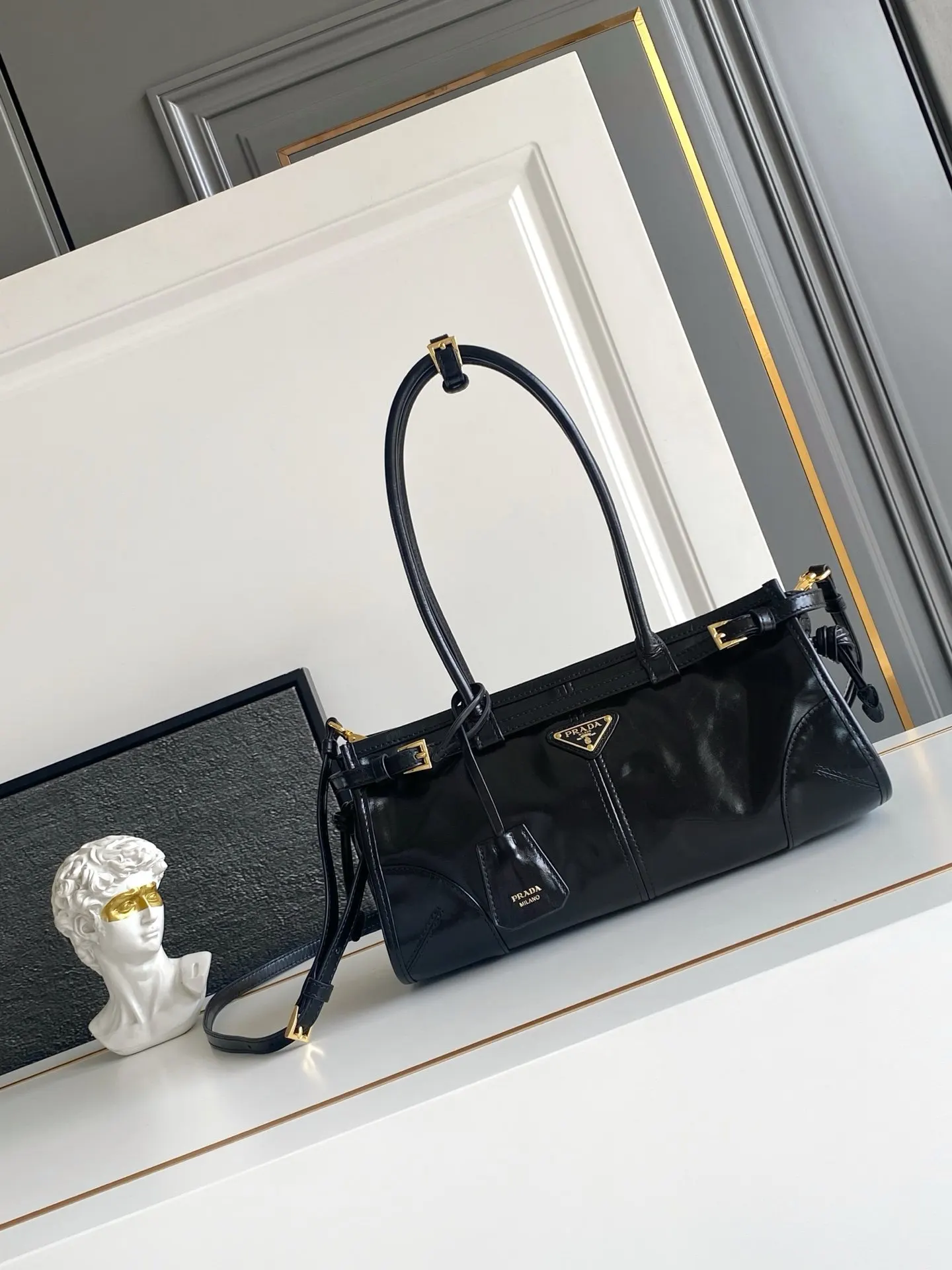 PRADA 1BA426 斜背包 日常通勤款