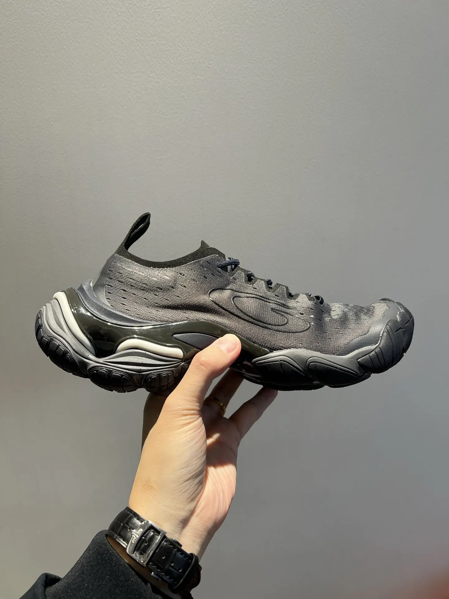 Balenciaga Runner 灰色 運動鞋 休閒運動款