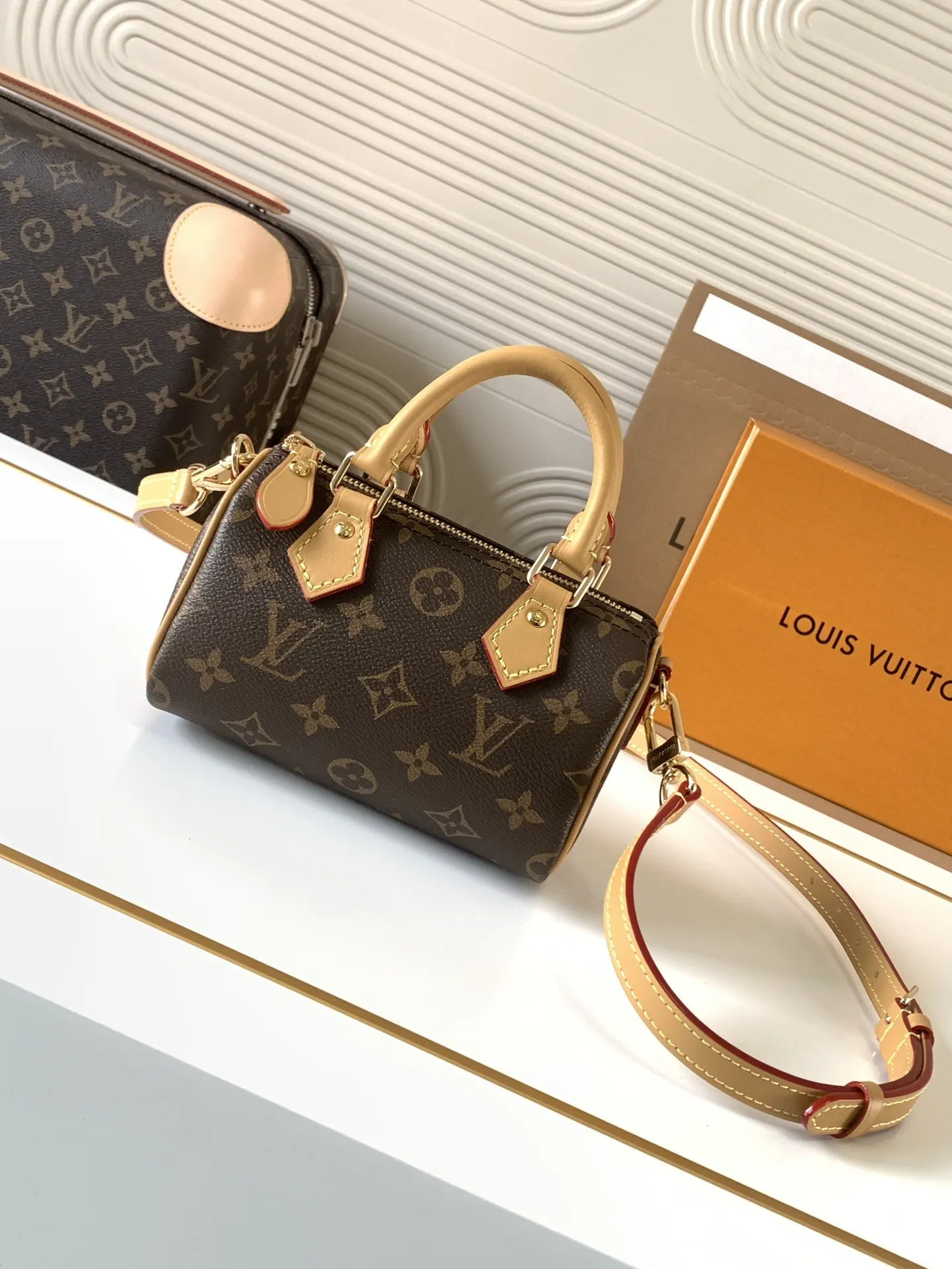 LV Speedy 老花 牛皮 收納包 旅行收納款