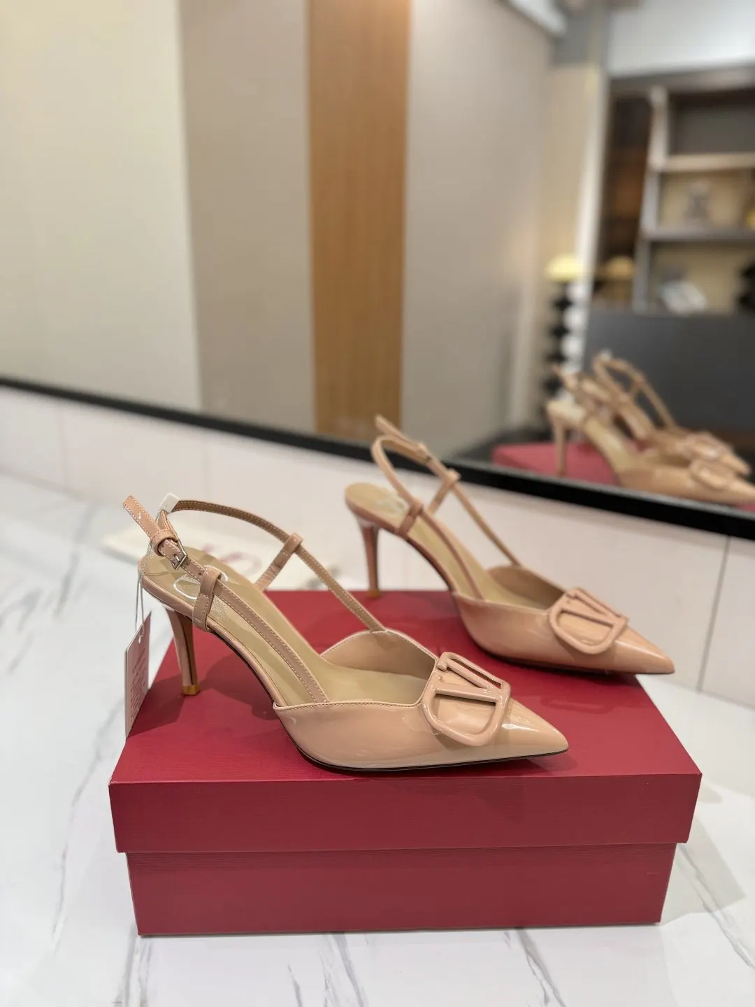 Valentino Image 1 Valentino Image 1