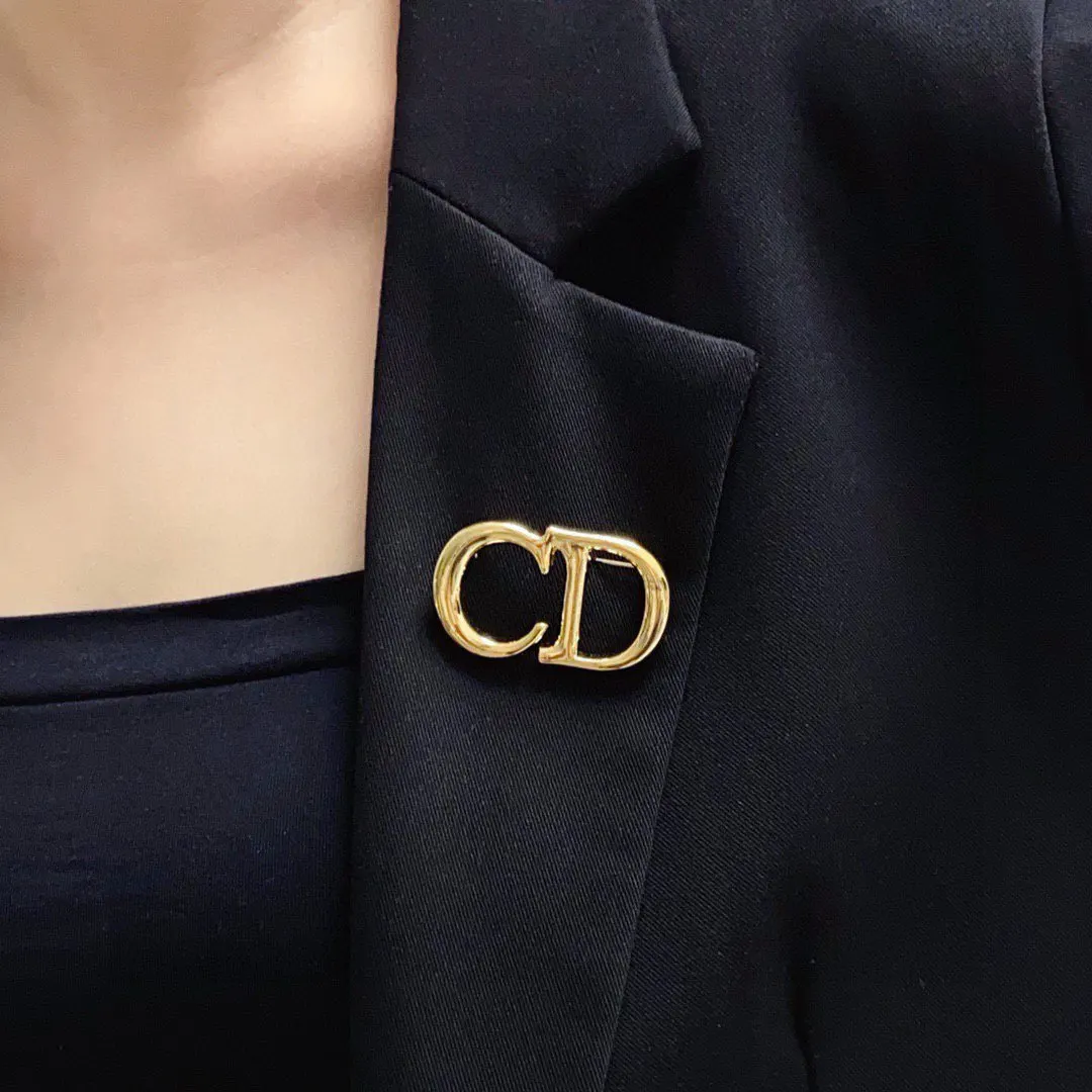 Dior 胸針 精緻配飾款