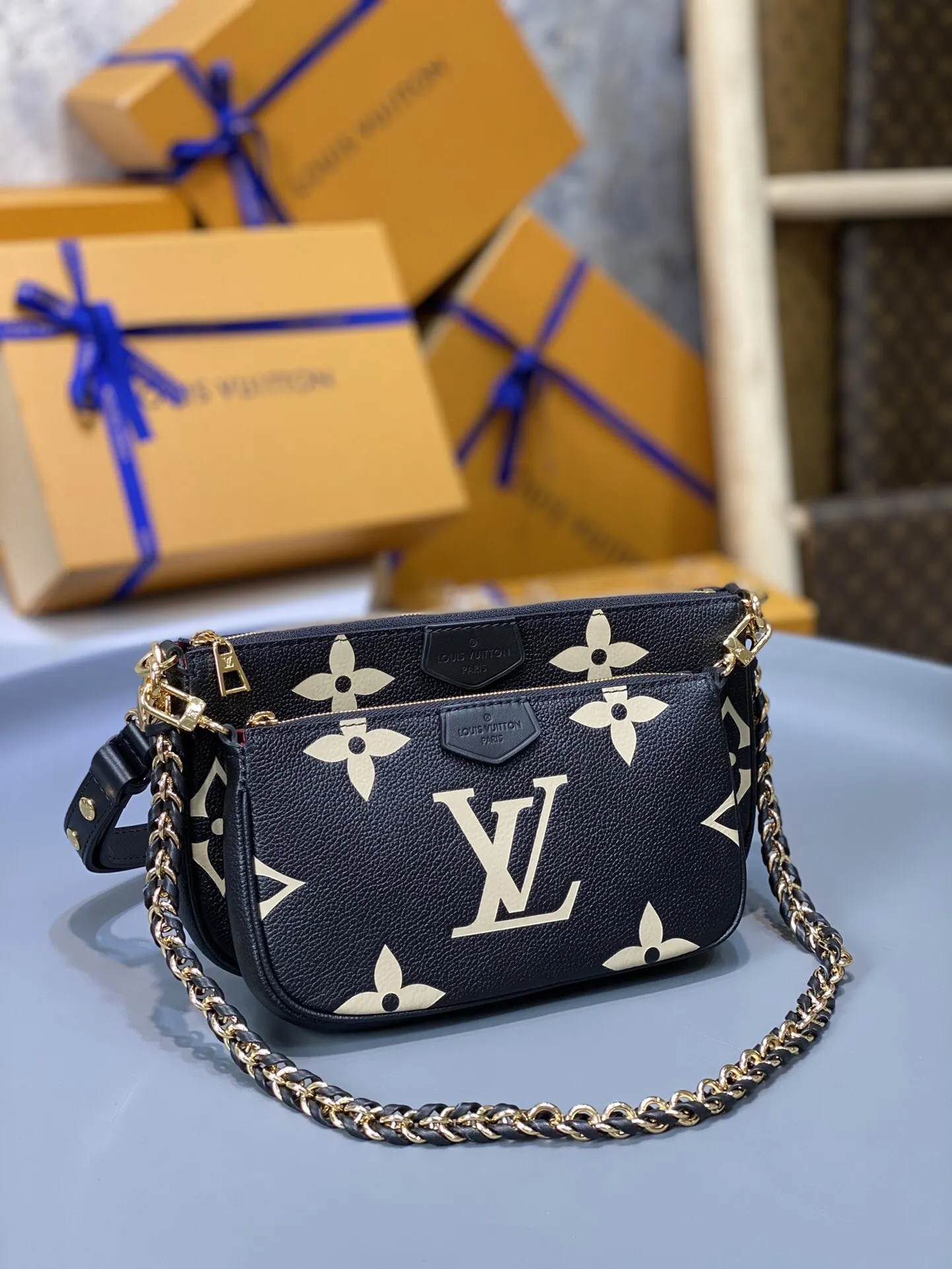 LV 金色 帆布 链条包 精致链条款