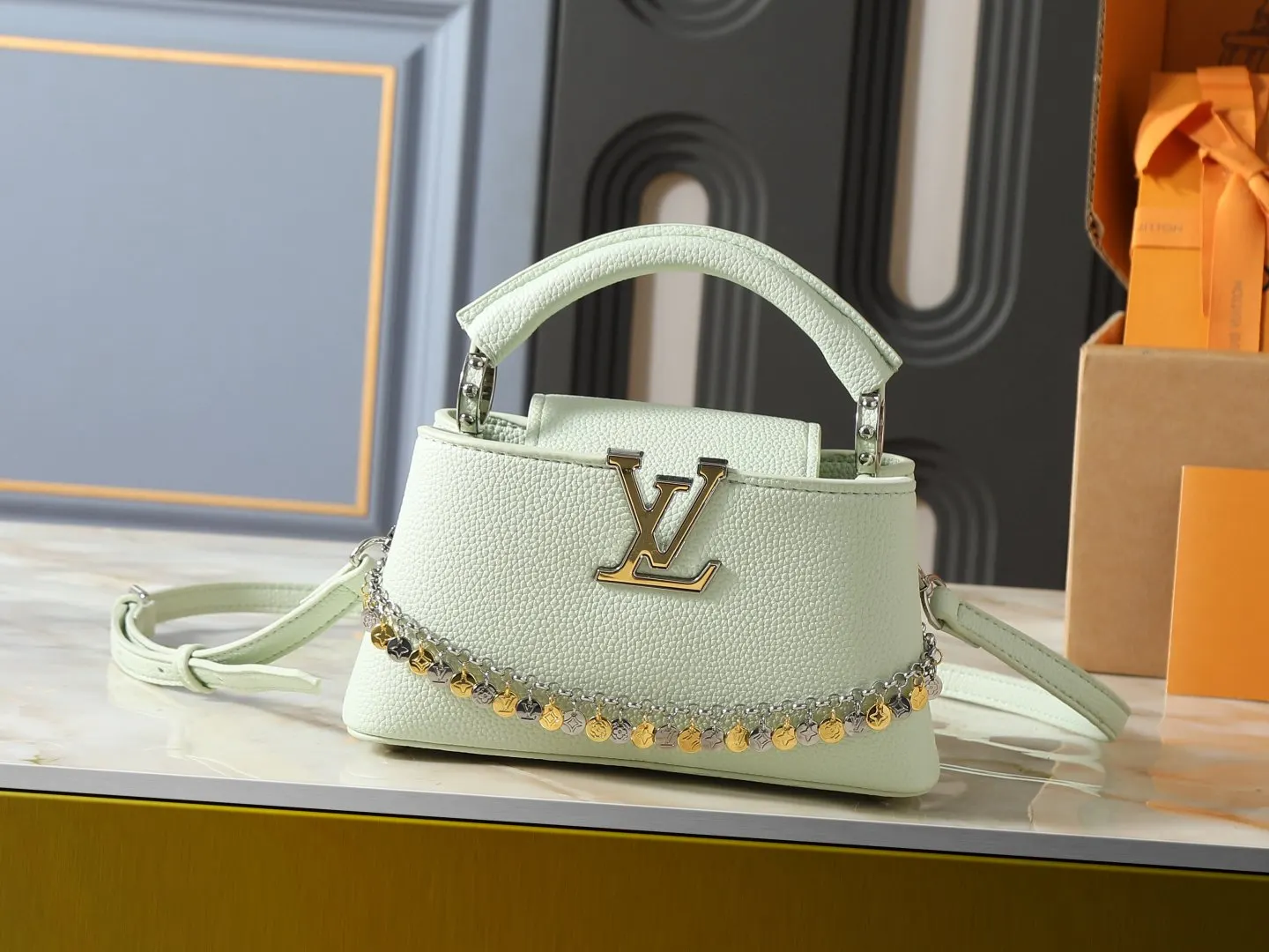 Louis Vuitton Chain Bag Leather