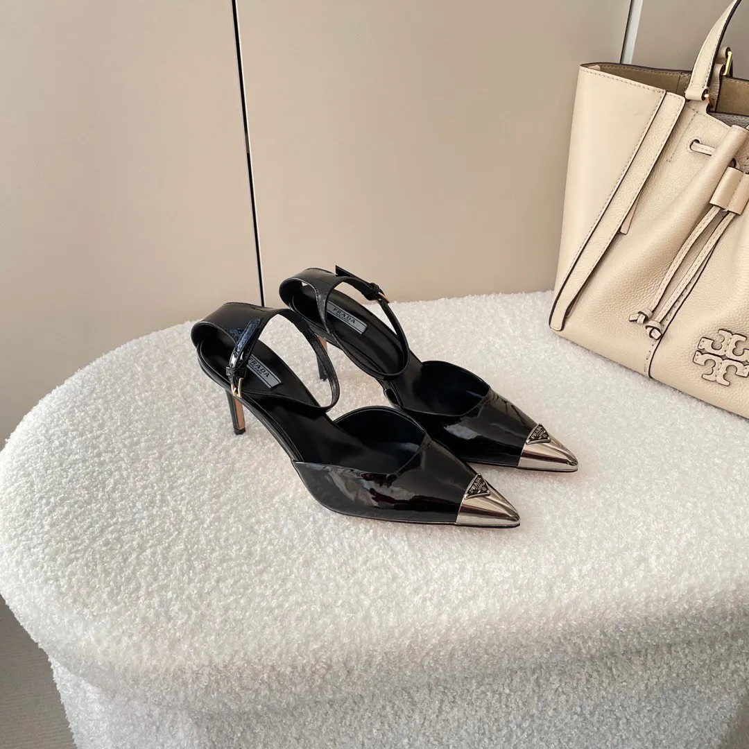 PRADA 羊皮 漆皮 拖鞋 休閒凉拖款