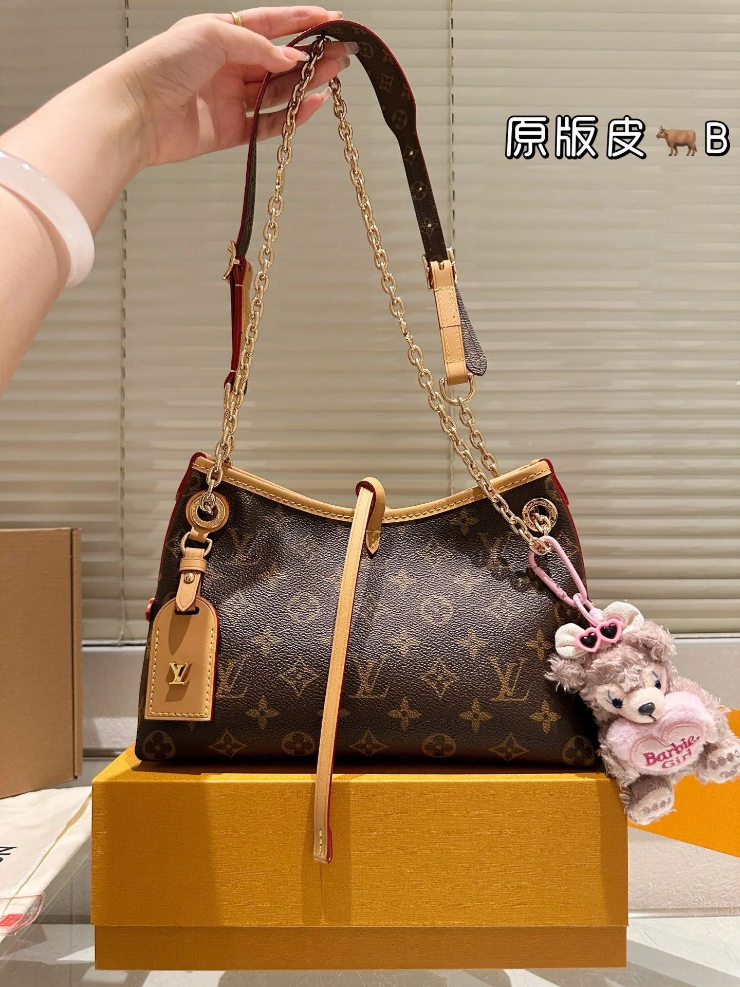 Crossbody Bag Lightweight Leather