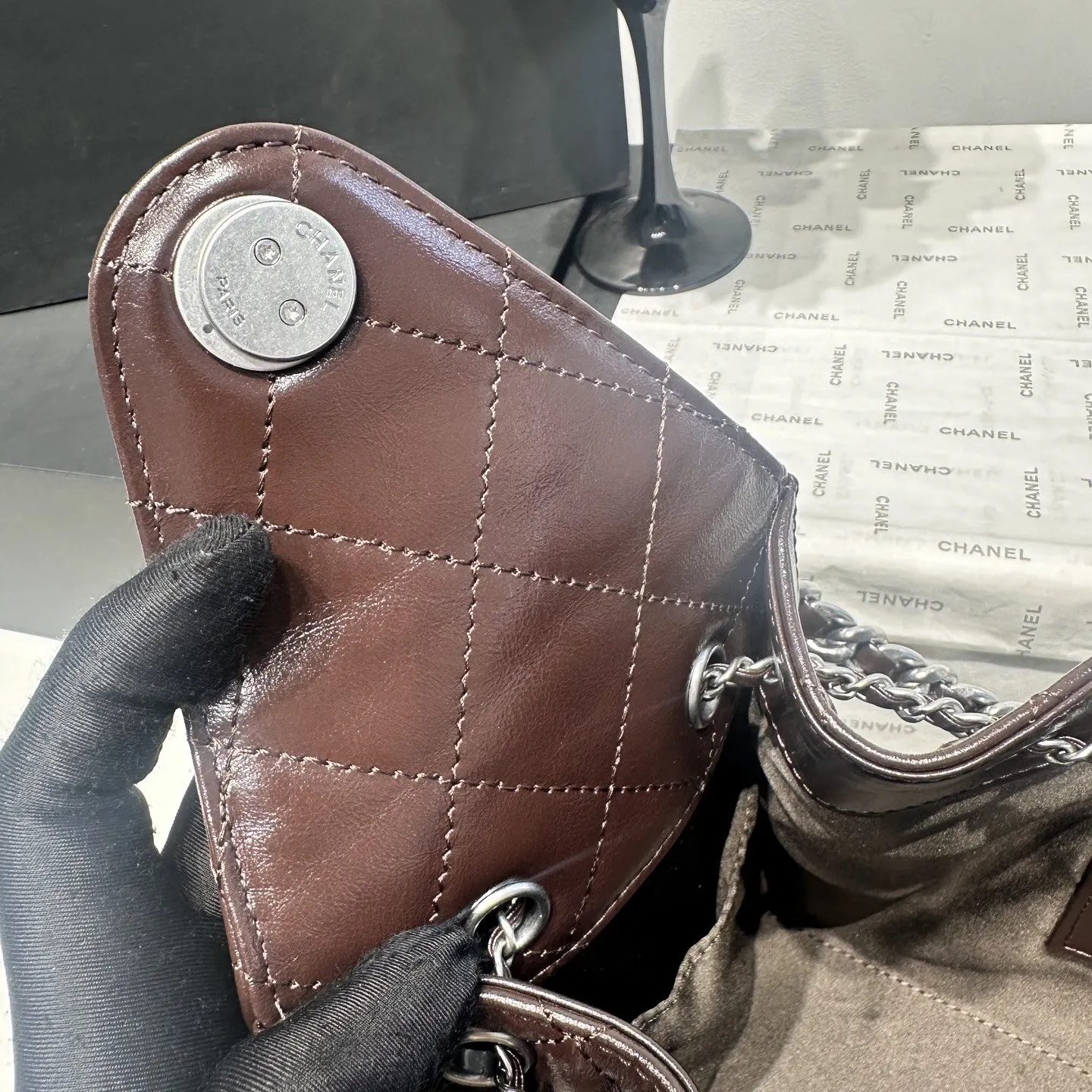 White Hobo Shoulder Bag Vintage Leather Image 9 White Hobo Shoulder Bag Vintage Leather Image 9