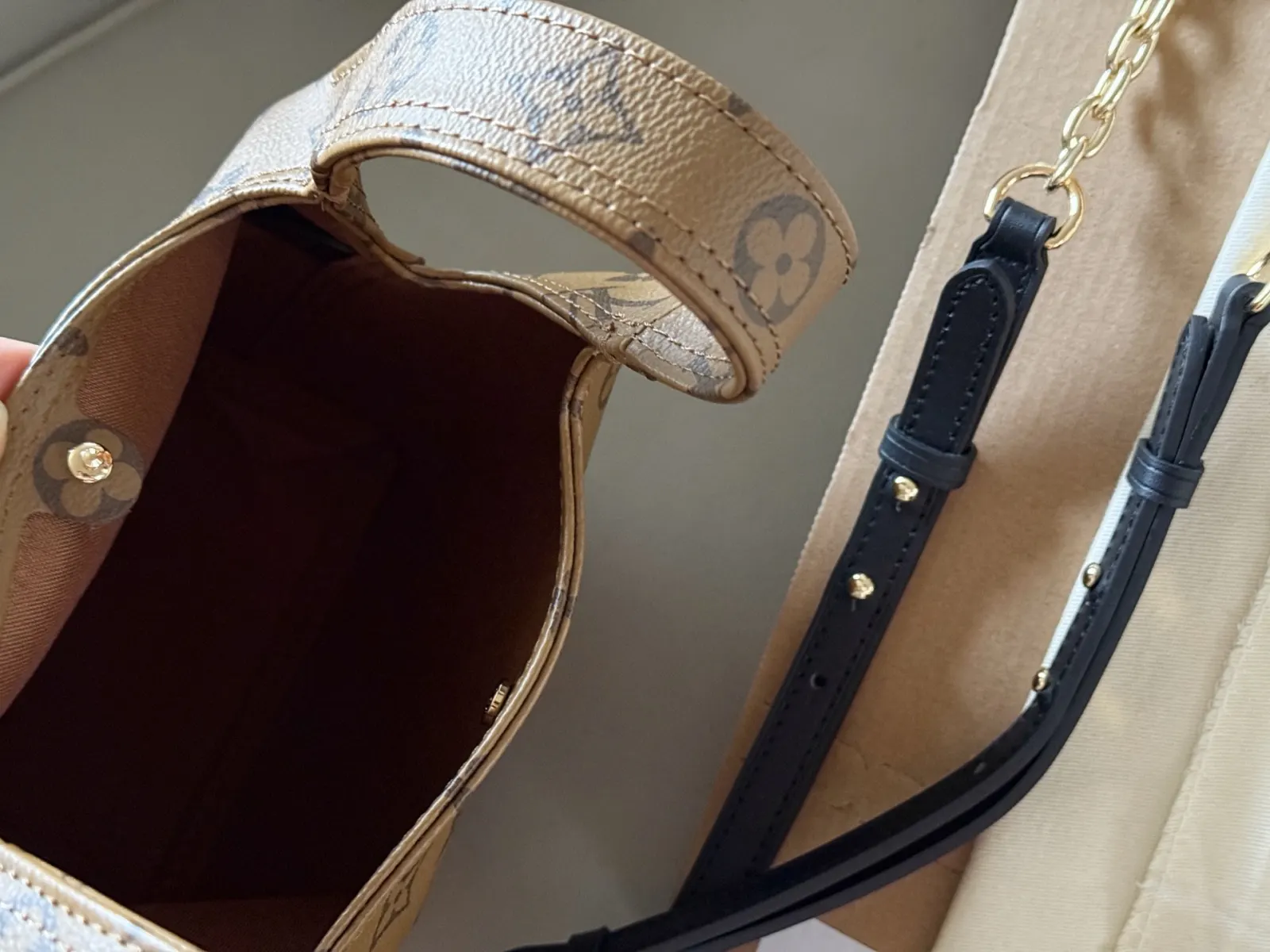 Crossbody Bag Lightweight
