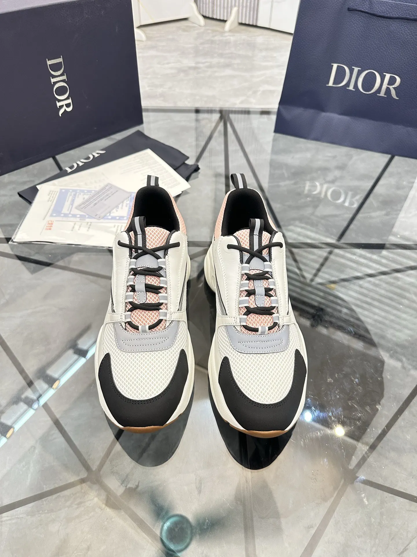 Dior B22 白黑拼色牛皮休閒鞋 百搭款
