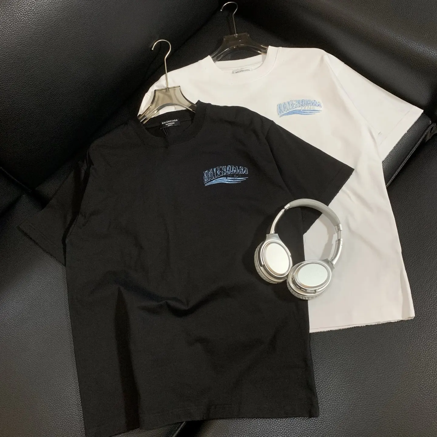 Balenciaga 黑色 短袖T恤 宽松休閒款