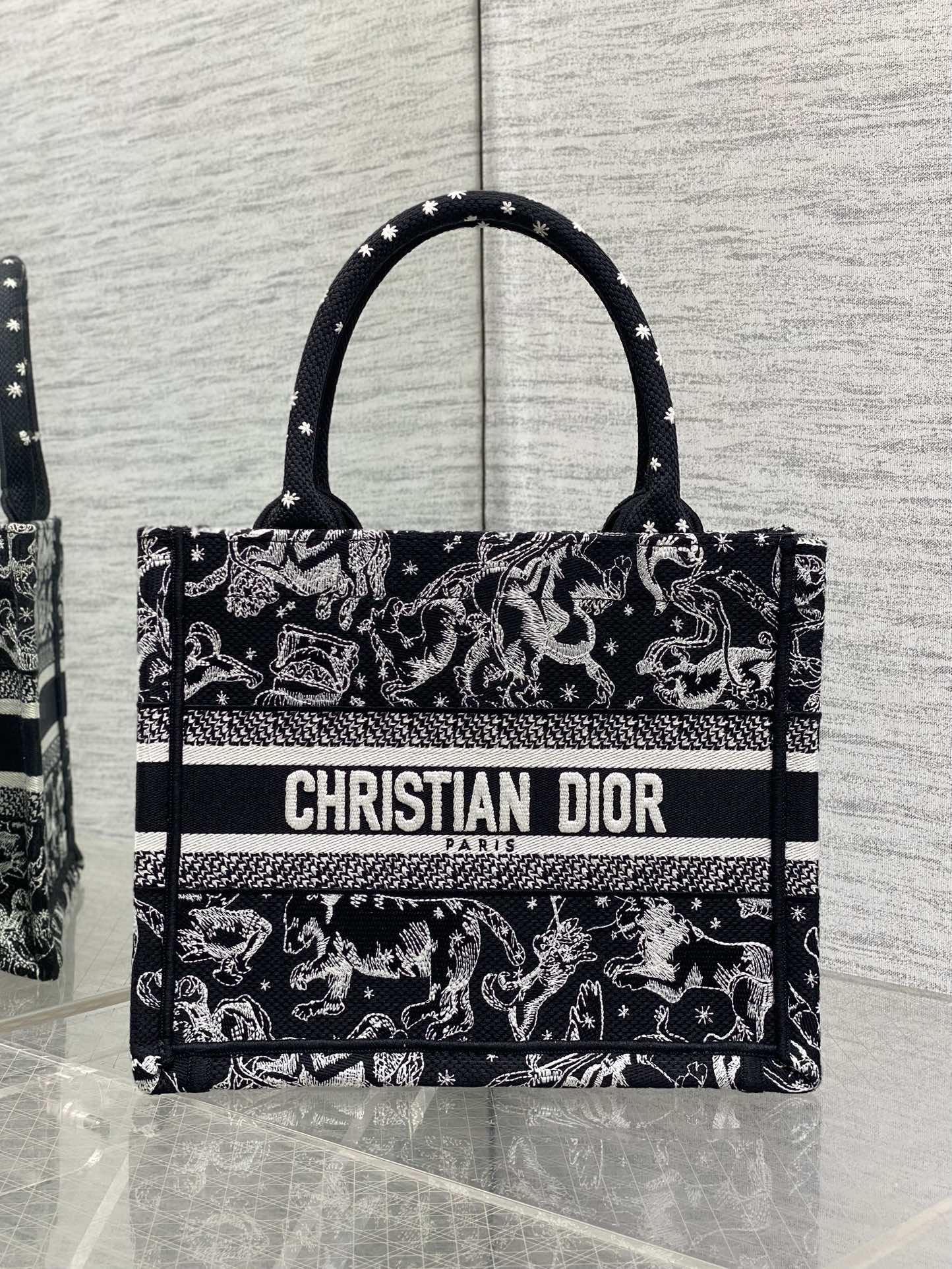 Book Tote 帆布 托特包 大容量托特款
