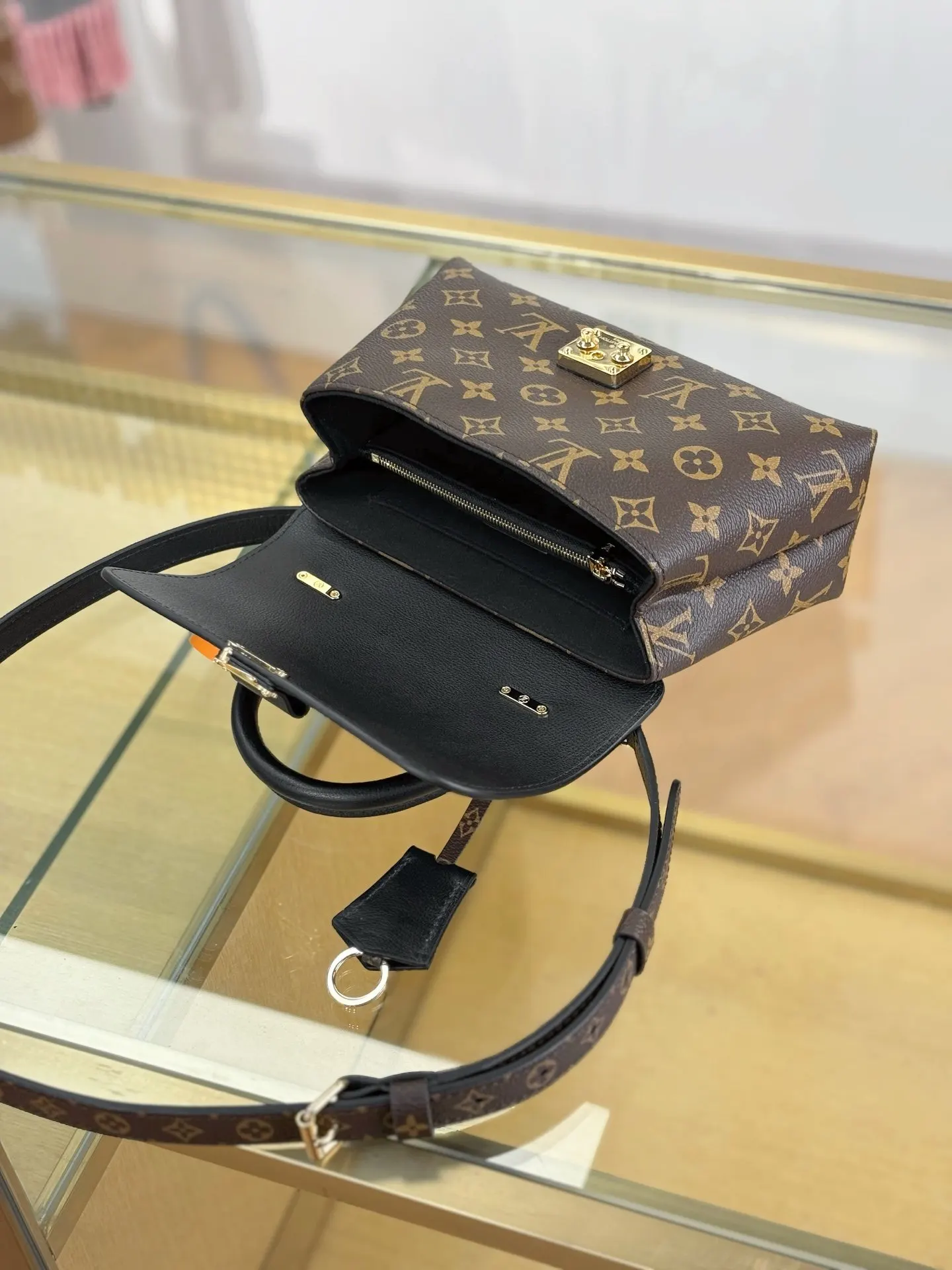 Black Shoulder Bag