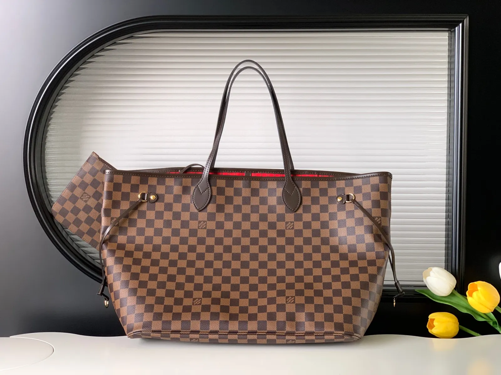 LV Neverfull 帆布 手拿包 精致手拿款