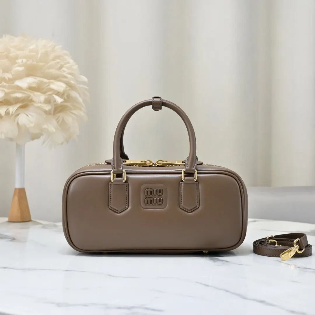 Top Handle Bag Commuter Leather