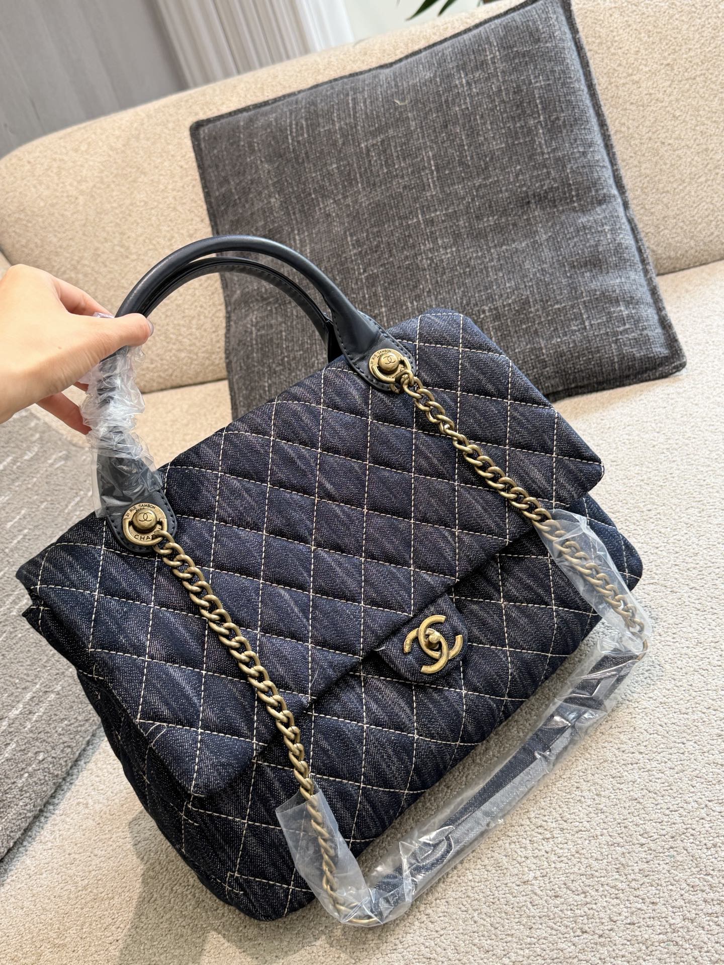 Chanel Shoulder Bag