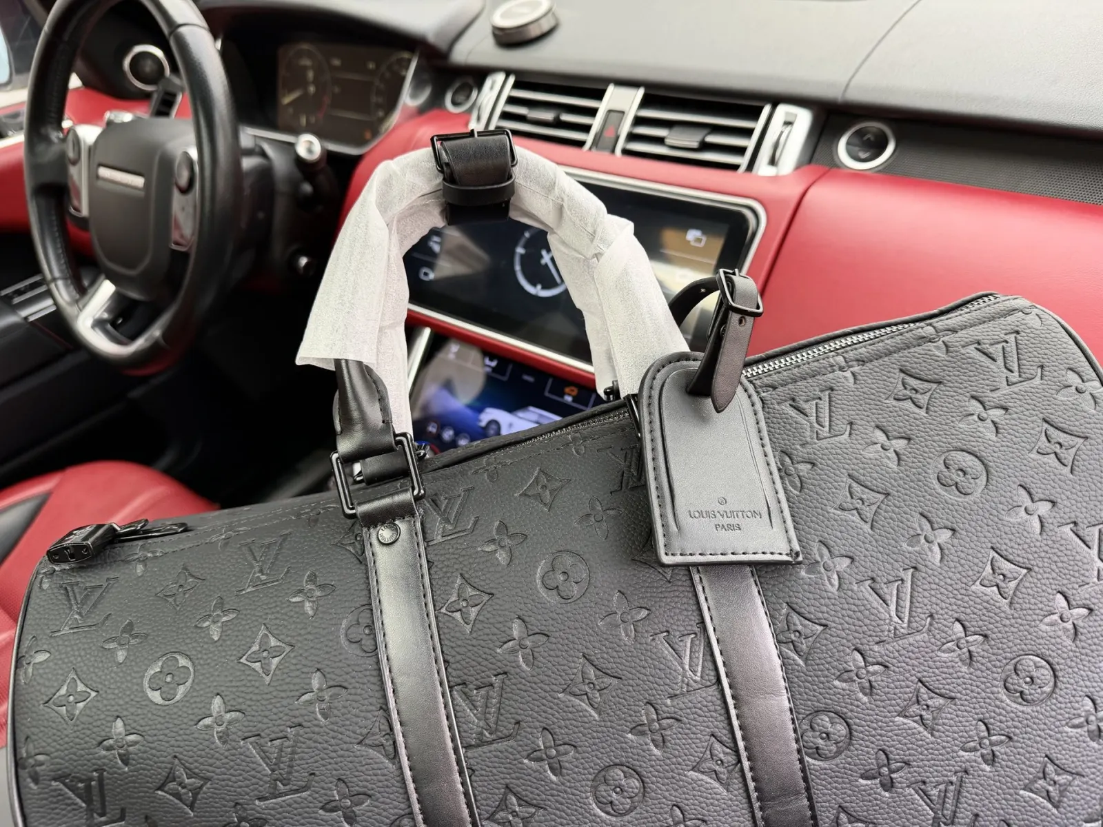 Louis Vuitton Black Fashion Item Travel Leather