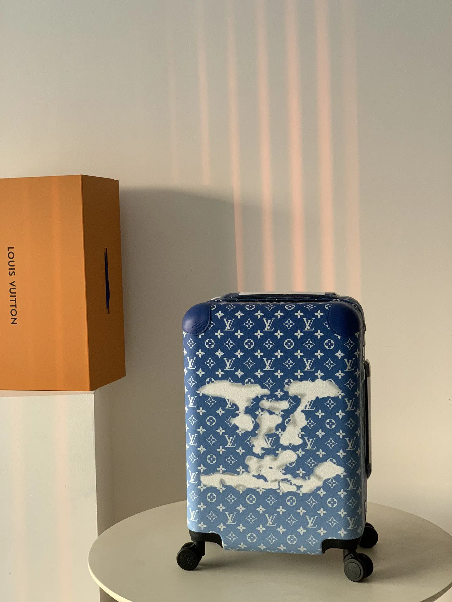HORIZON 四轮拉杆箱 5厘米 邂逅奢华四轮拉 行李箱 旅行拉杆款 輕便出行款