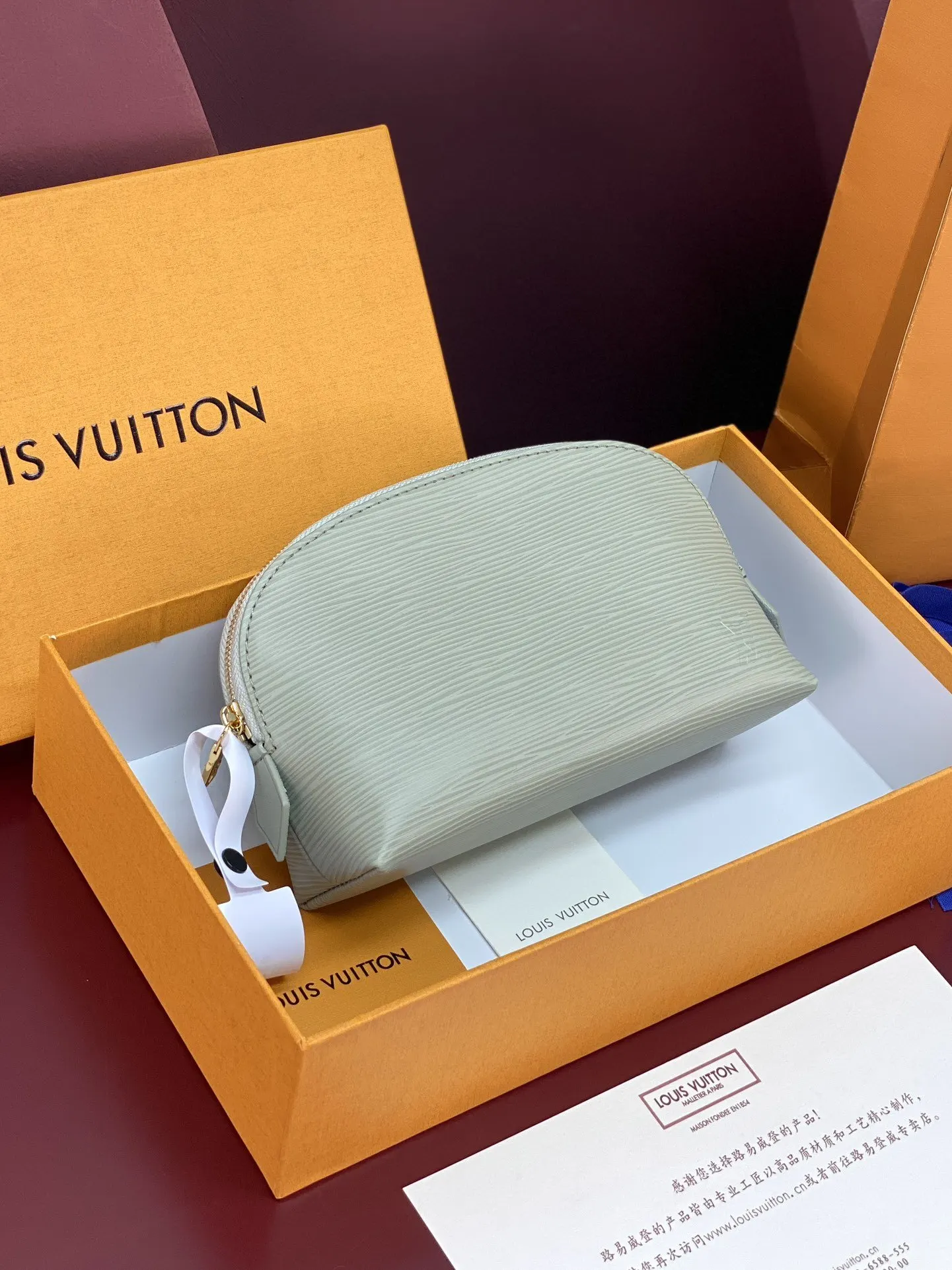 LV 綠色 皮革 化妝包 便携收納款