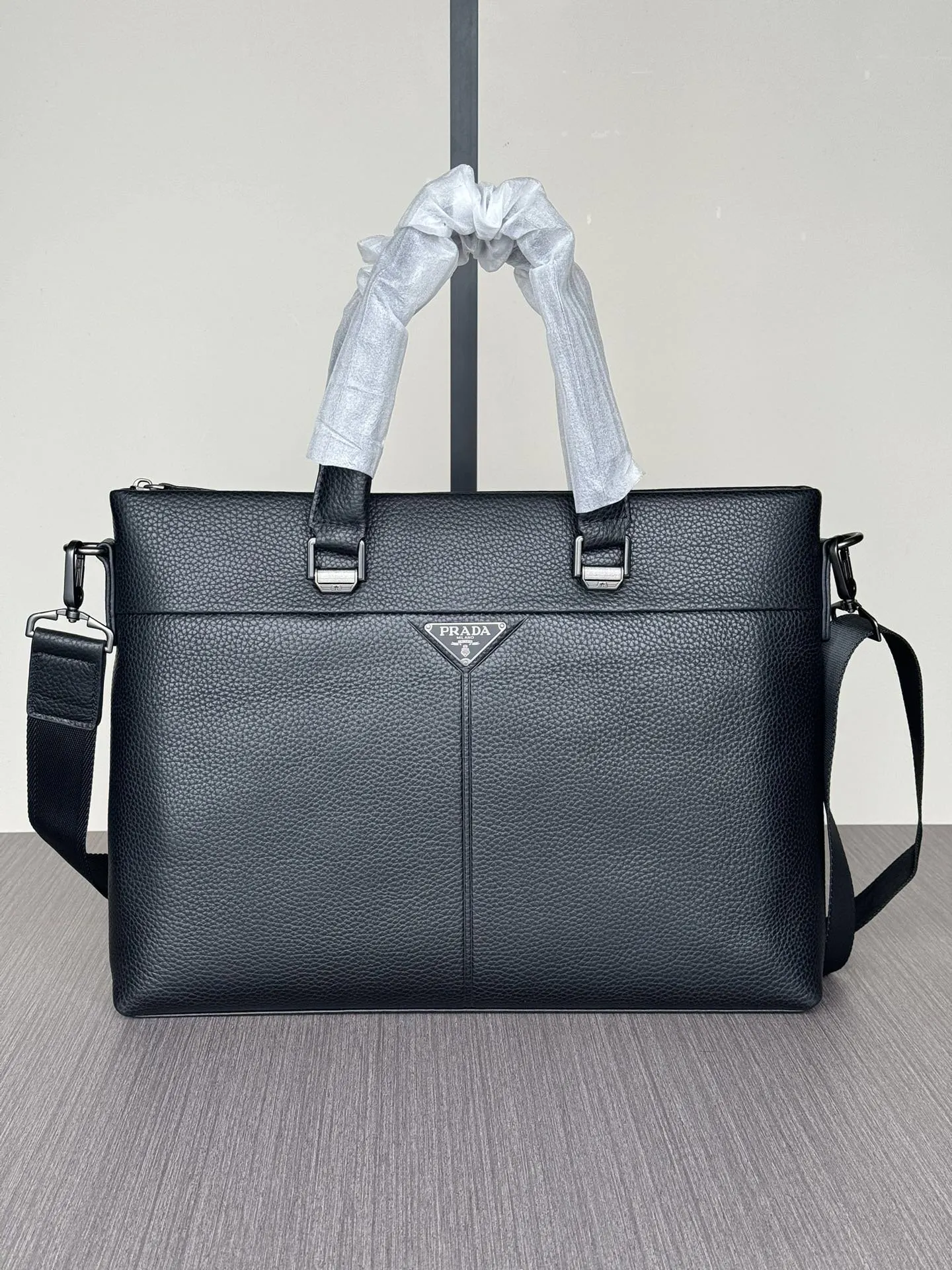 PRADA 黑色 牛皮 Logo 公文包 商務通勤款