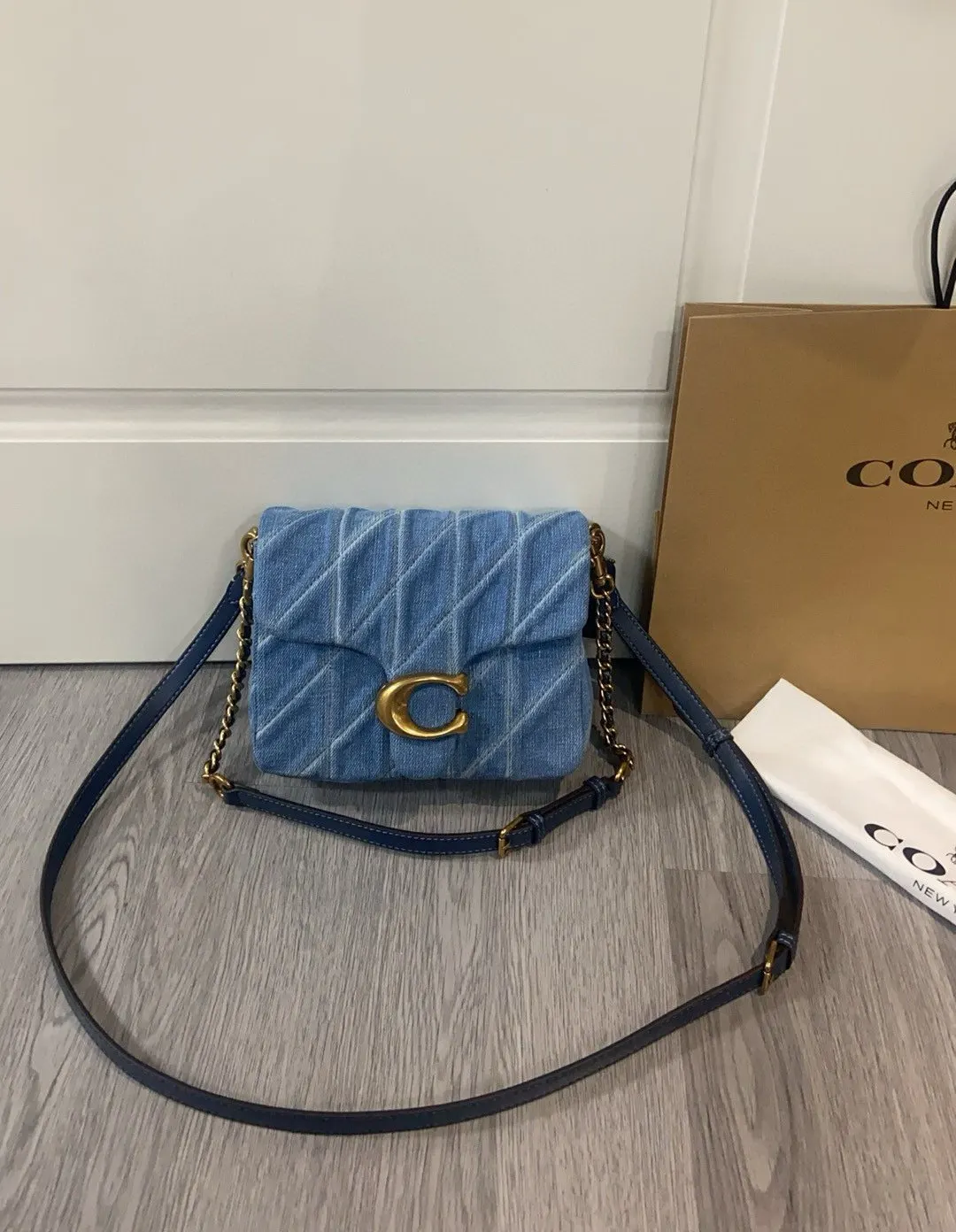 Coach 丹宁 square 喜欢丹宁的宝宝有福了 斜背包 輕便斜挎款