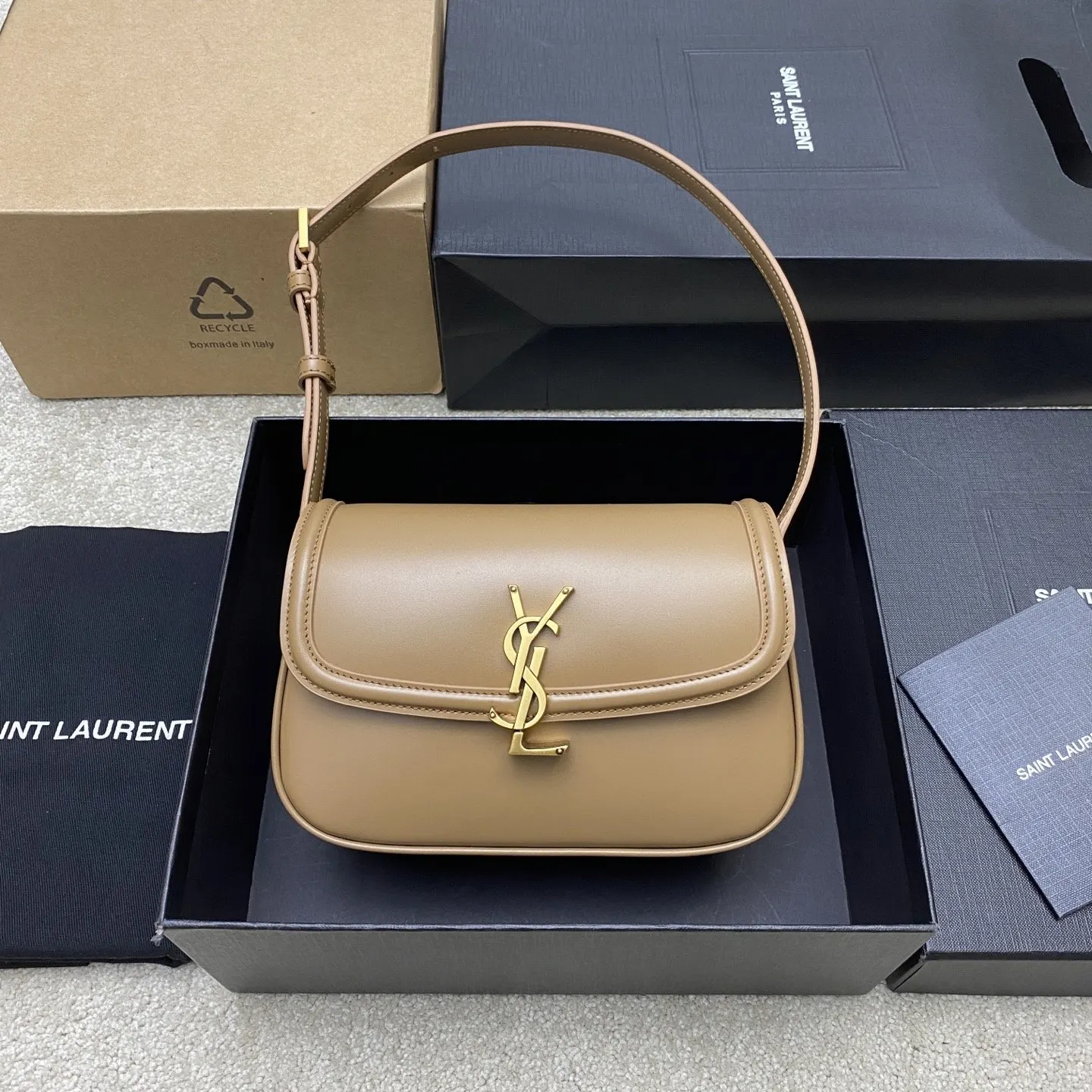 YSL 黑色 牛皮 奶茶牙签纹 古金 好迷人的飒爽質感 女士SOL 腋下包 復古腋下背款