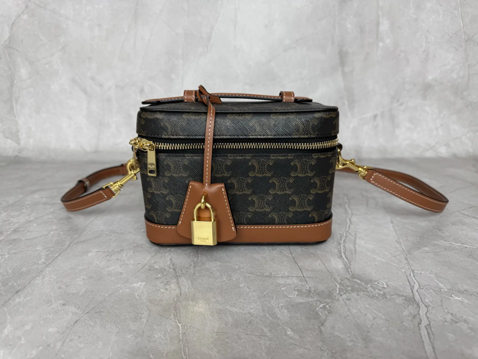 Crossbody Bag Lightweight Leather