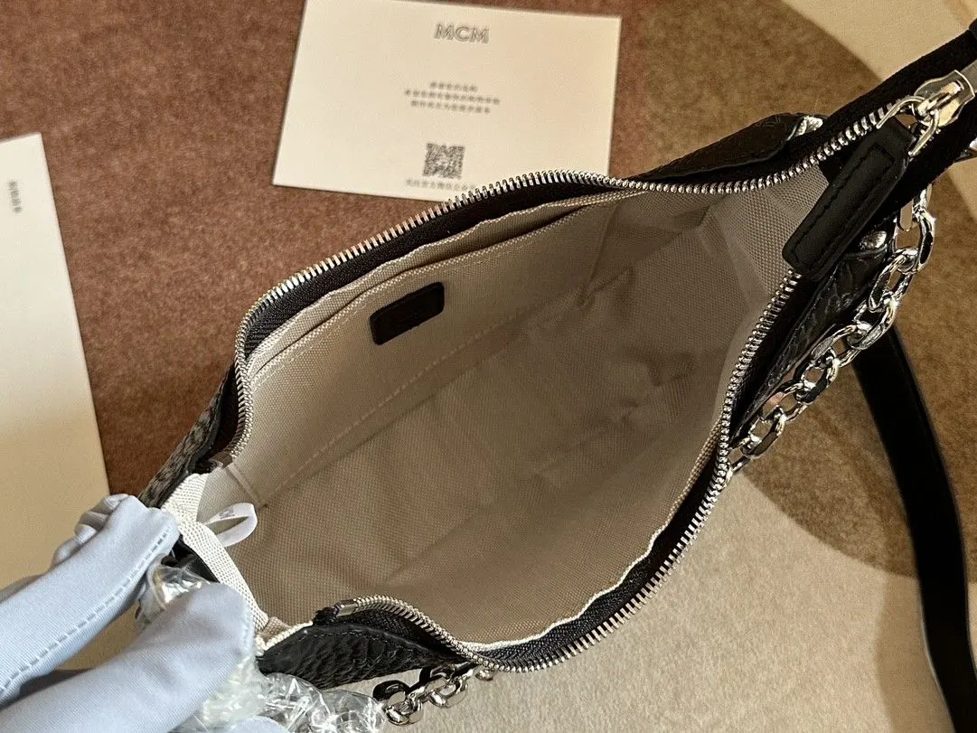 Black Hobo Shoulder Bag Vintage Leather