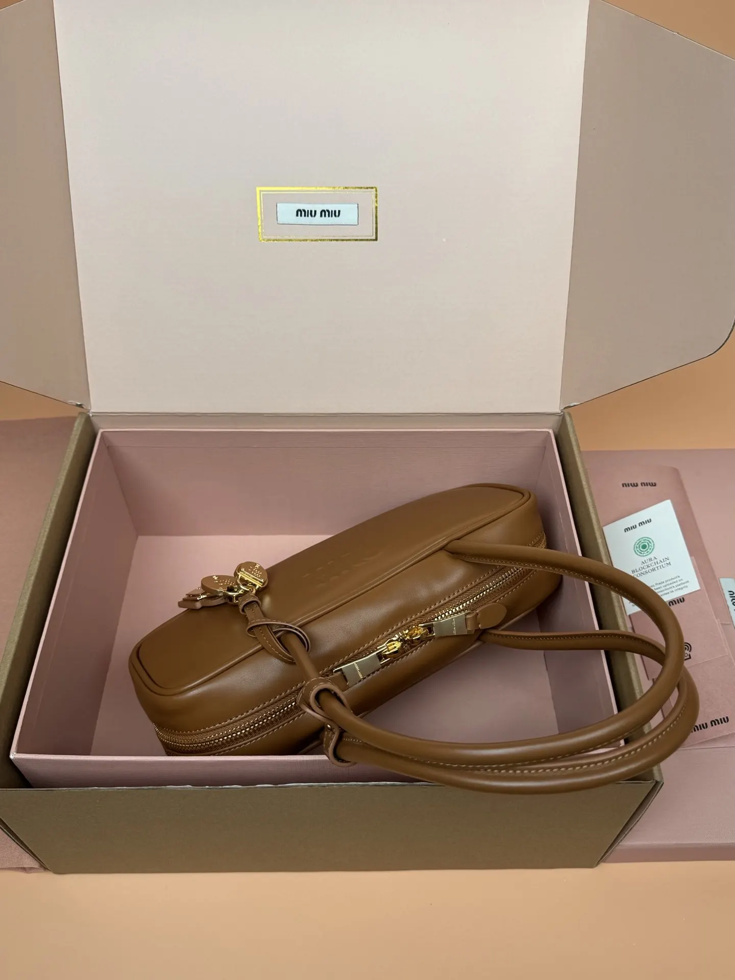 Gold Shoulder Bag Leather