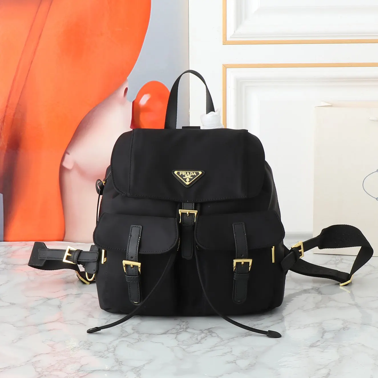 PRADA 金色 Re-Nylon尼龍 皮革 雙肩背包 輕便实用款