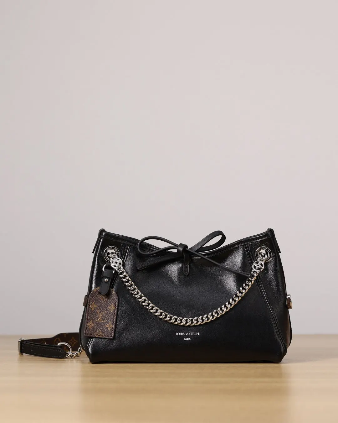 Chain Bag Leather