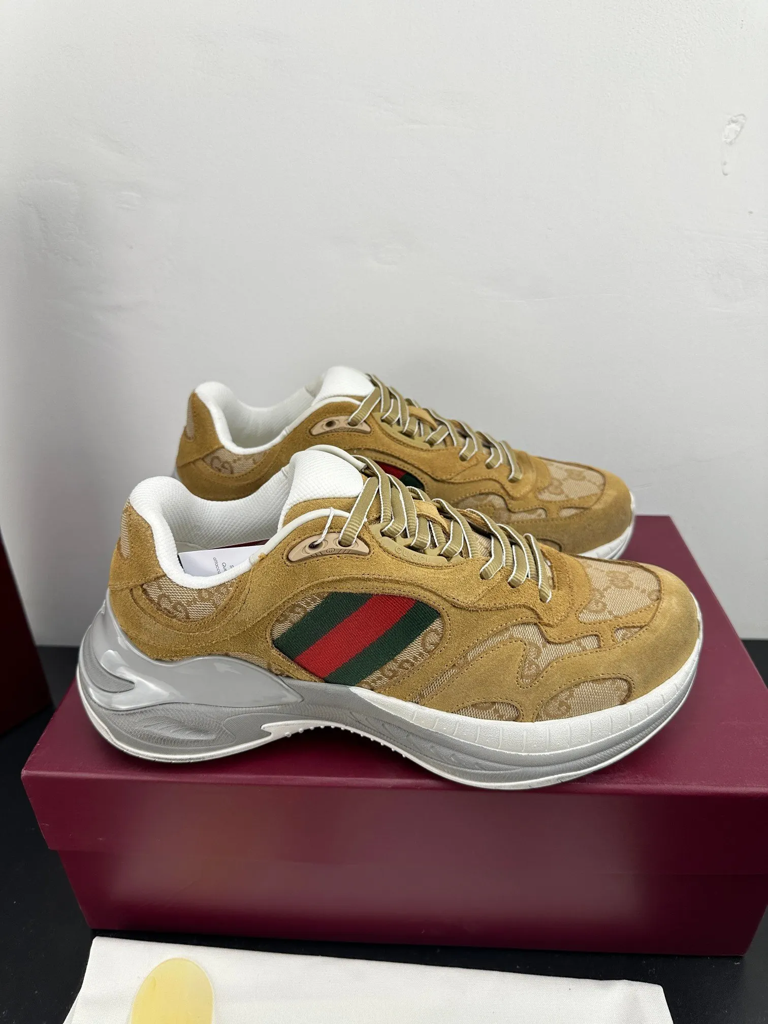 Gucci Logo休閒運動鞋 百搭款