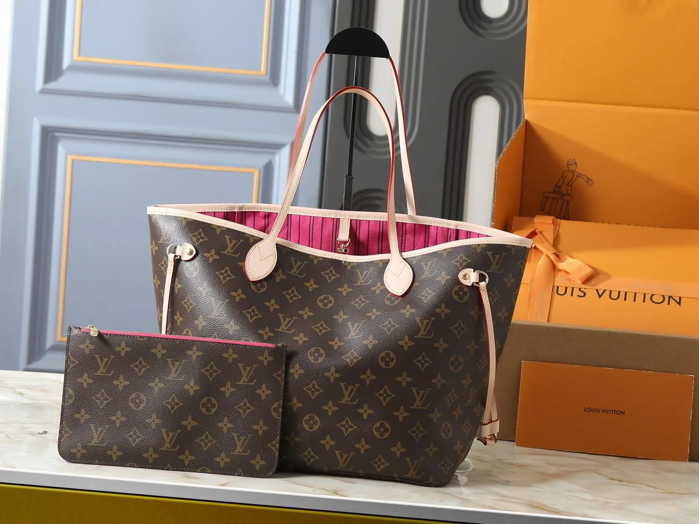Neverfull 老花 帆布 手拿包 精致手拿款