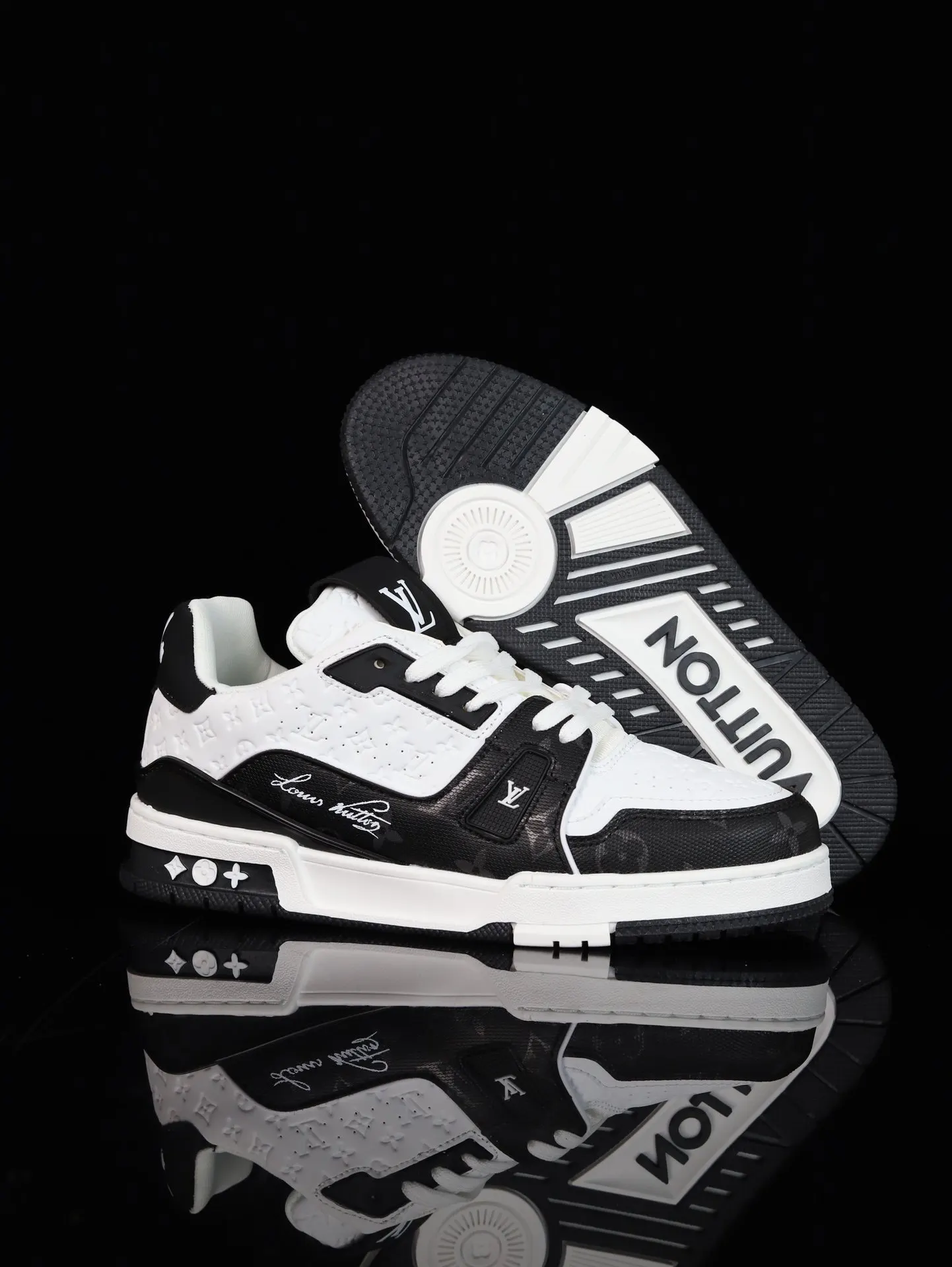 LV Sneakers Casual Versatile