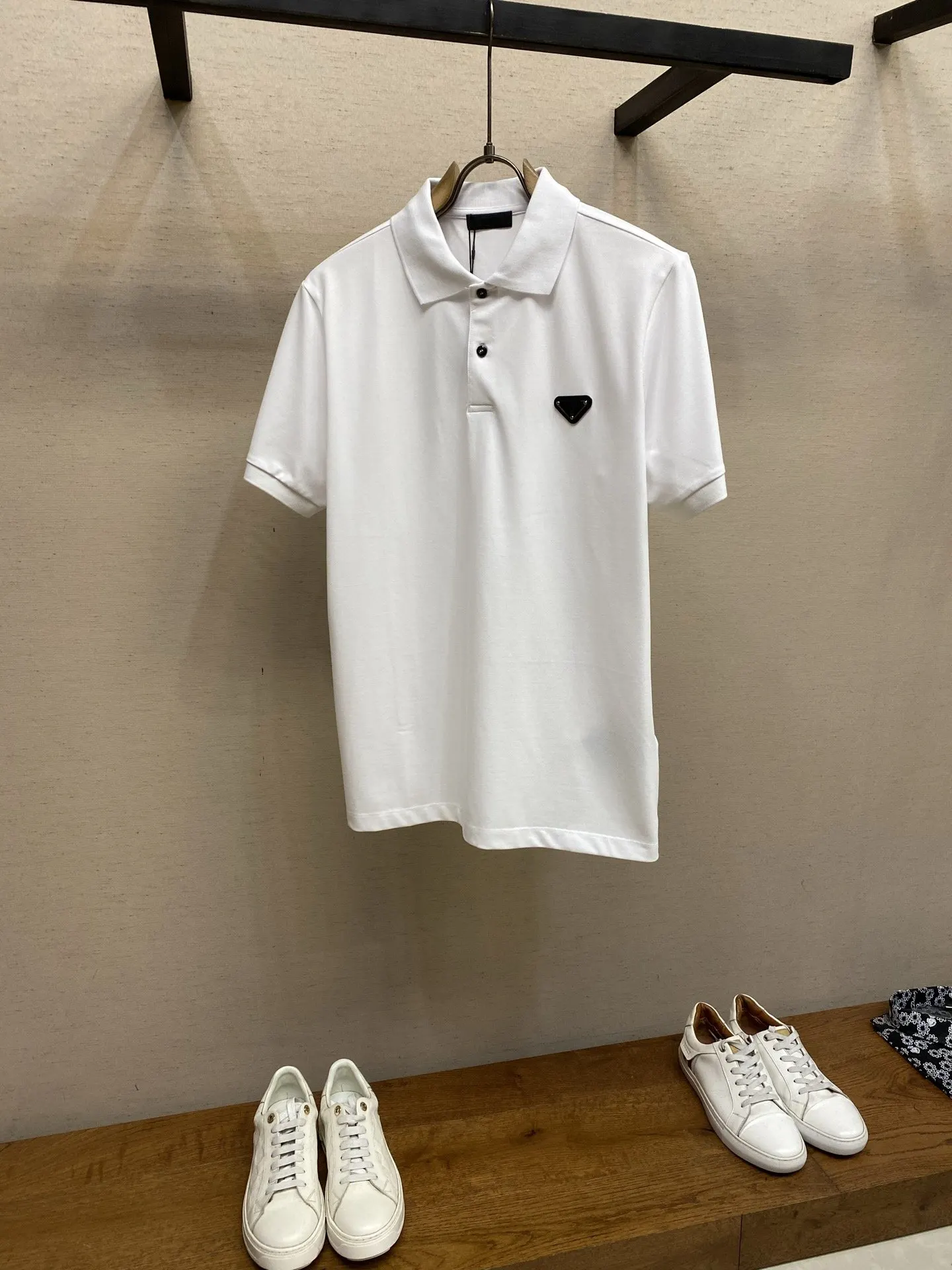 PRADA 棉质 针织 Logo 針織衫 休閒百搭款