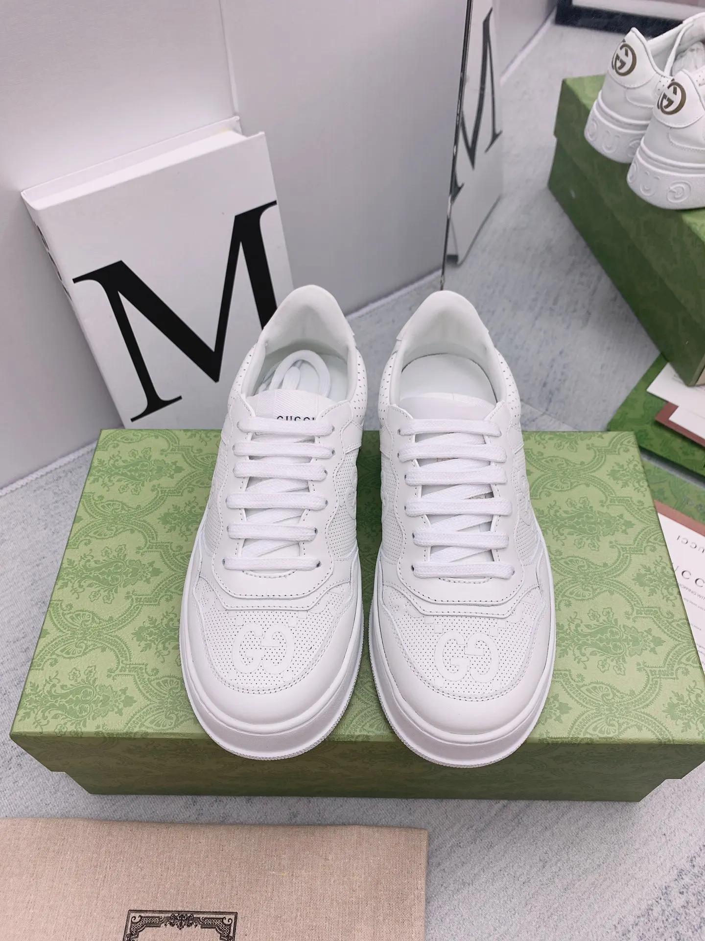 Gucci Logo casual sneakers, all-match 124