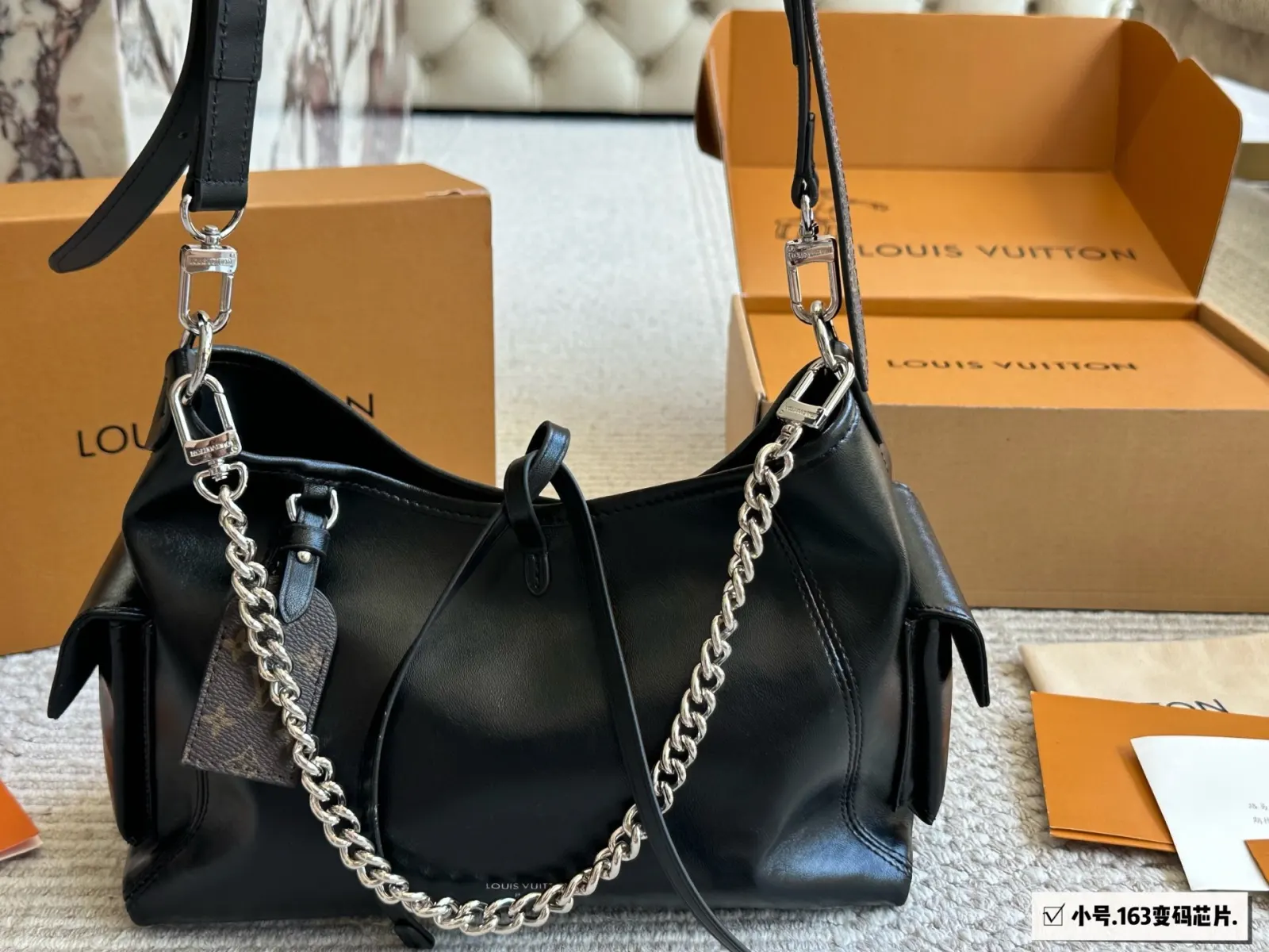 CarryAll 牛皮 CARRYALLDARK 中号 斜背包 輕便斜挎款