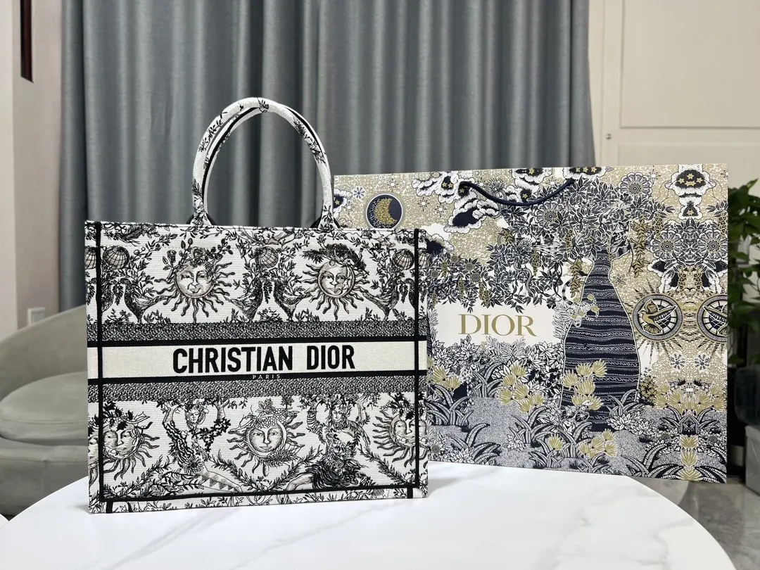 Black White Tote Bag