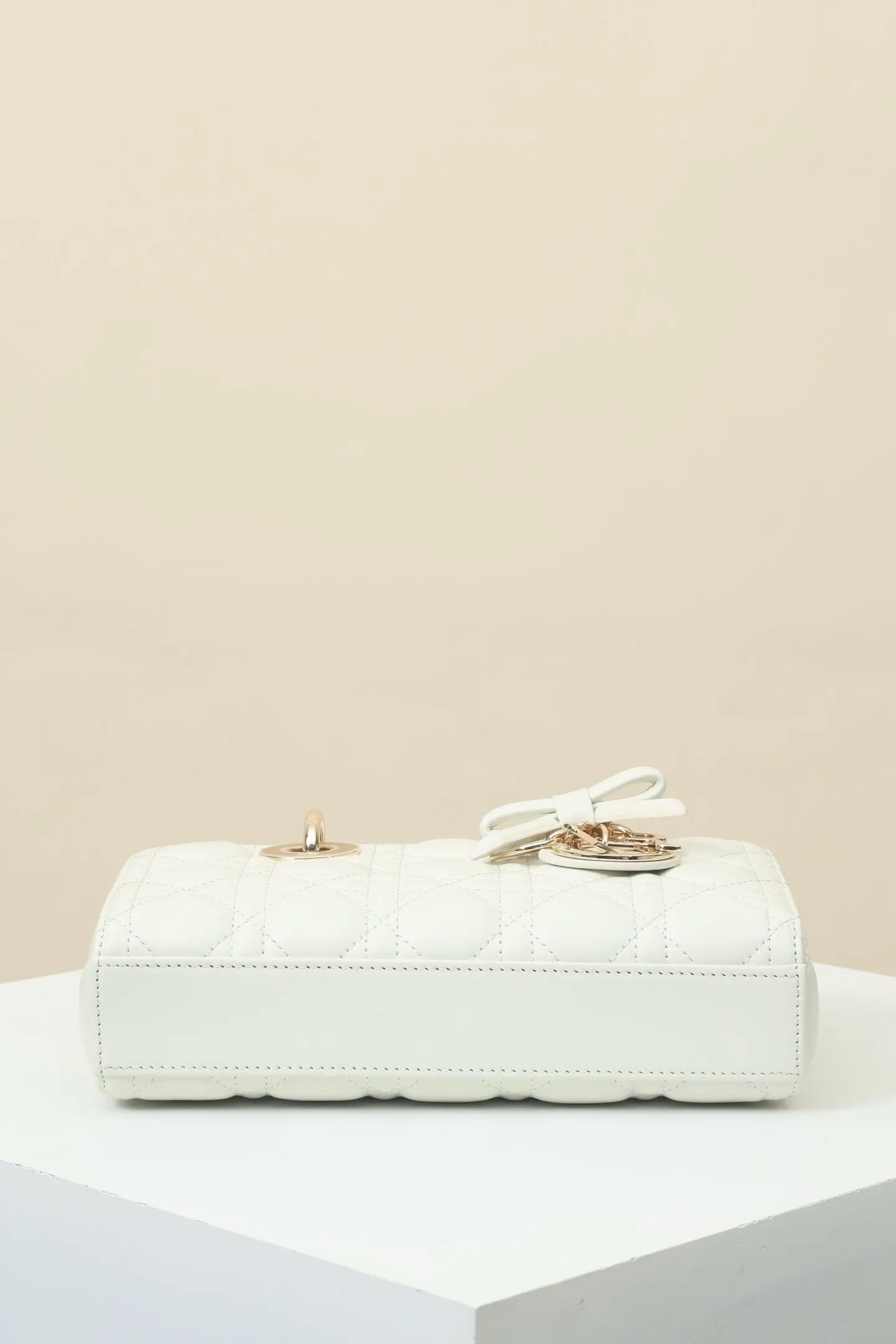 White Hobo Shoulder Bag Vintage