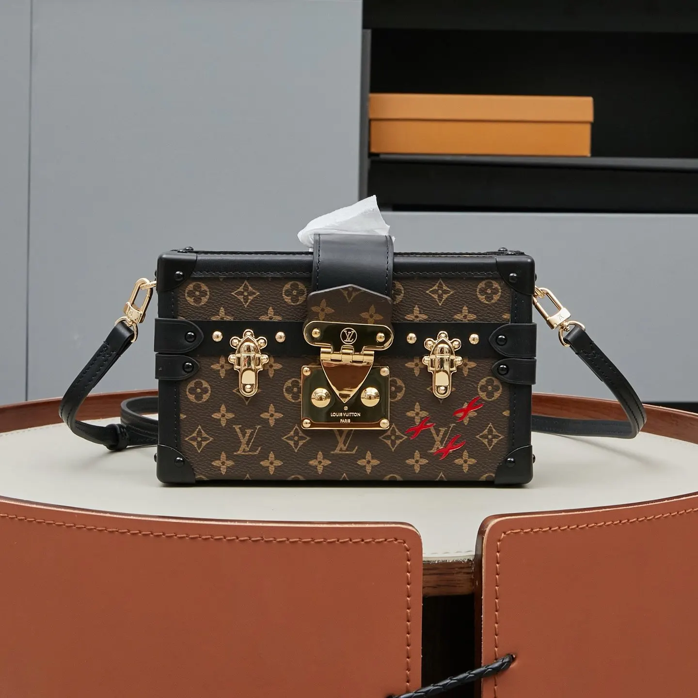 LV 牛皮 手拿包 精致手拿款