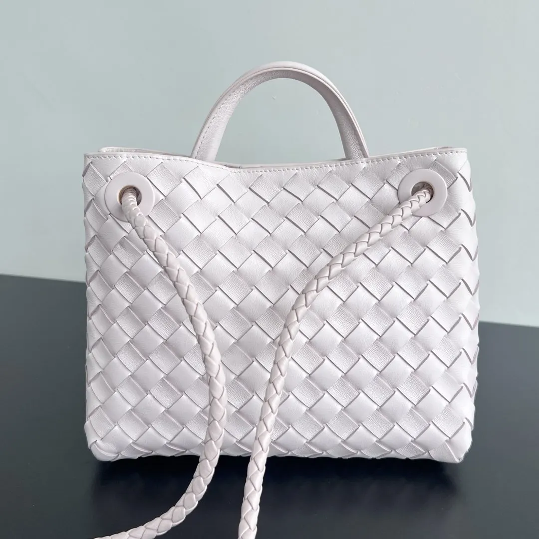 Bottega Veneta 金色 羊皮 斜挎包 轻便斜挎款