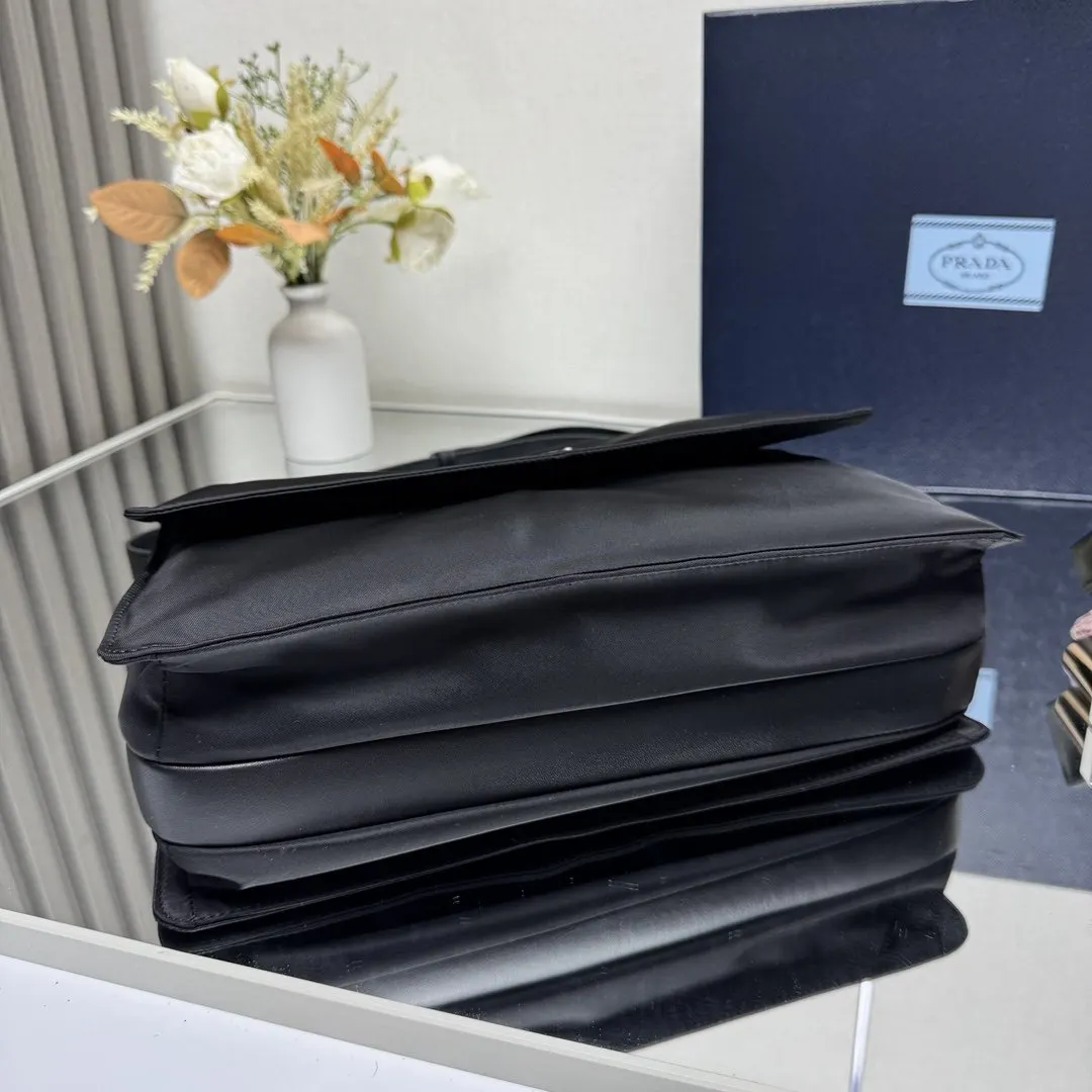 尼龙 邮差包 中号 单肩包甄独特加 斜挎包 轻便斜挎款