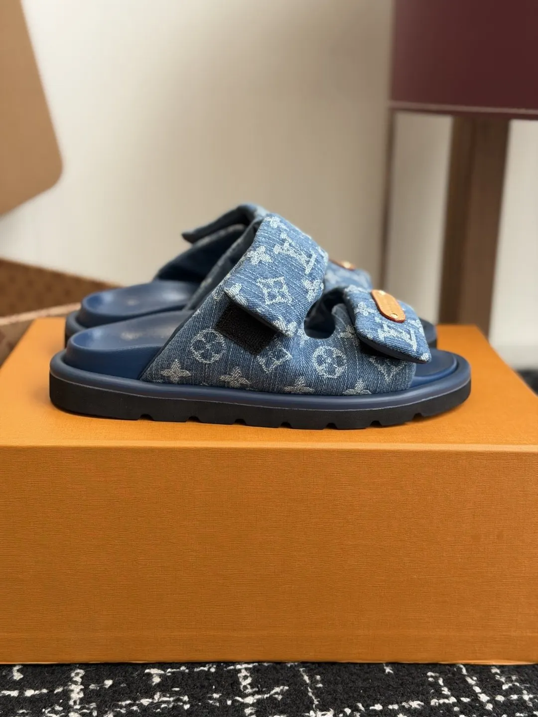 精選 拖鞋 轻便舒適款