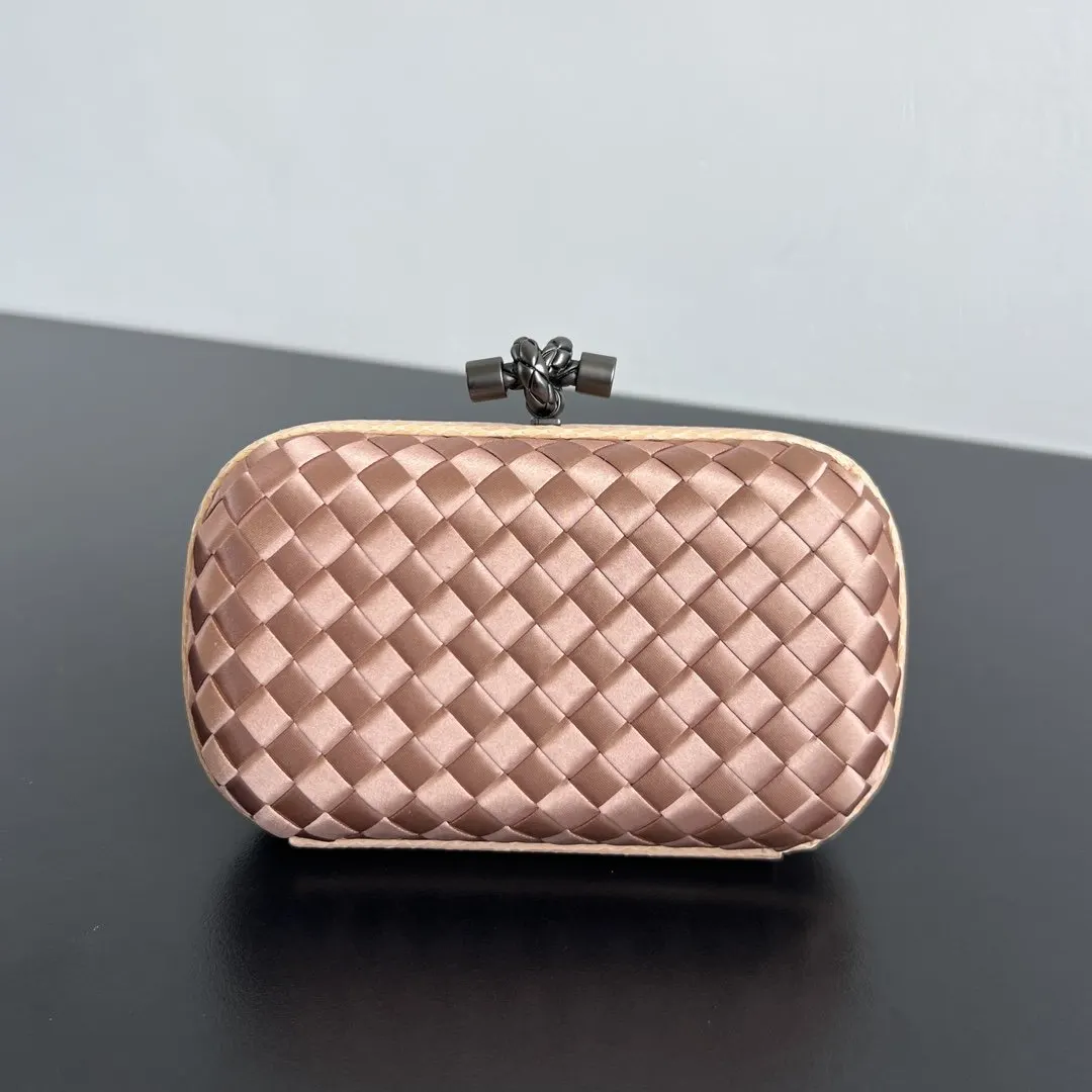 Bottega Veneta 化妝包 便携收納款