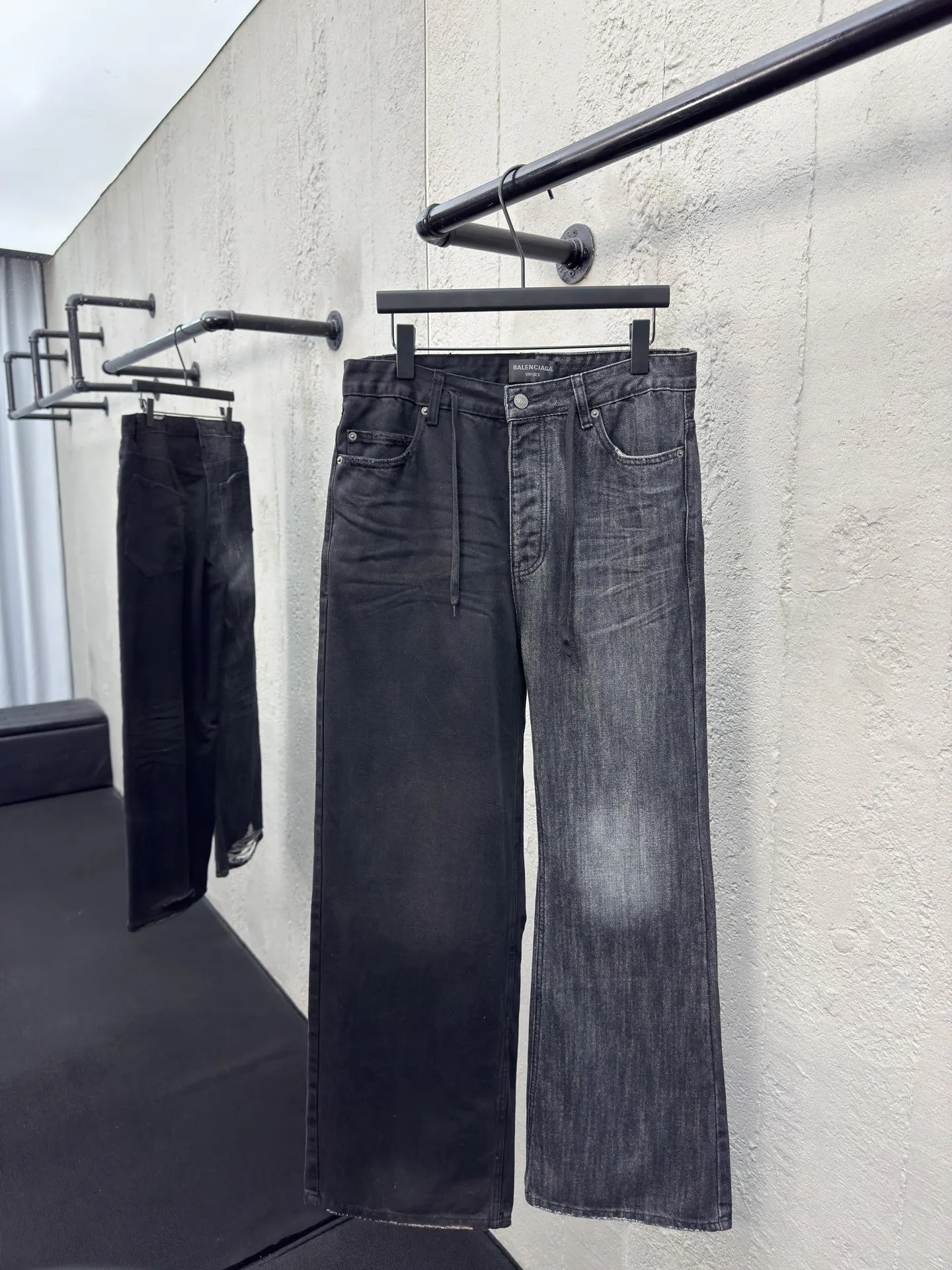Balenciaga 黑色 牛仔 牛仔裤 宽松休閒款